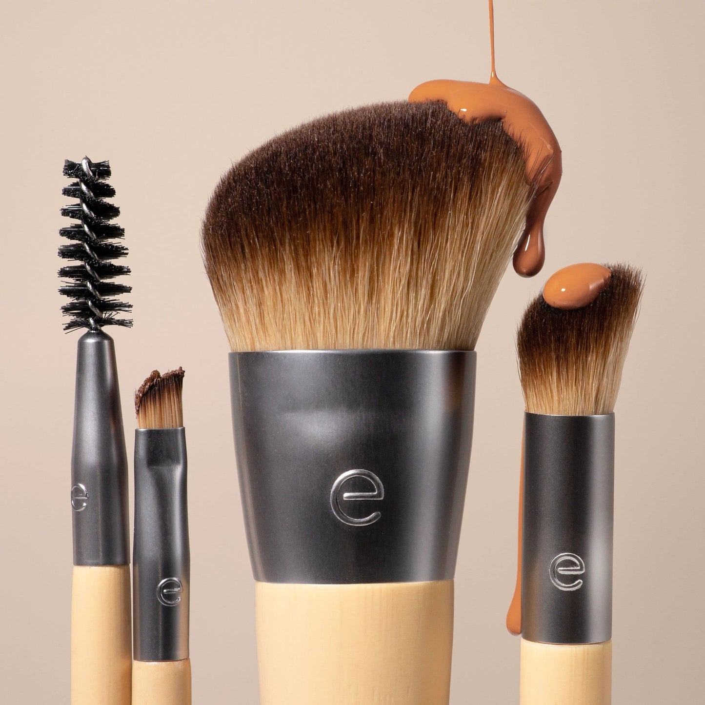 Ecotools #0033- 3 Pieces, Concealer, Fundation, Brow. Makeup Brush Gift Set.