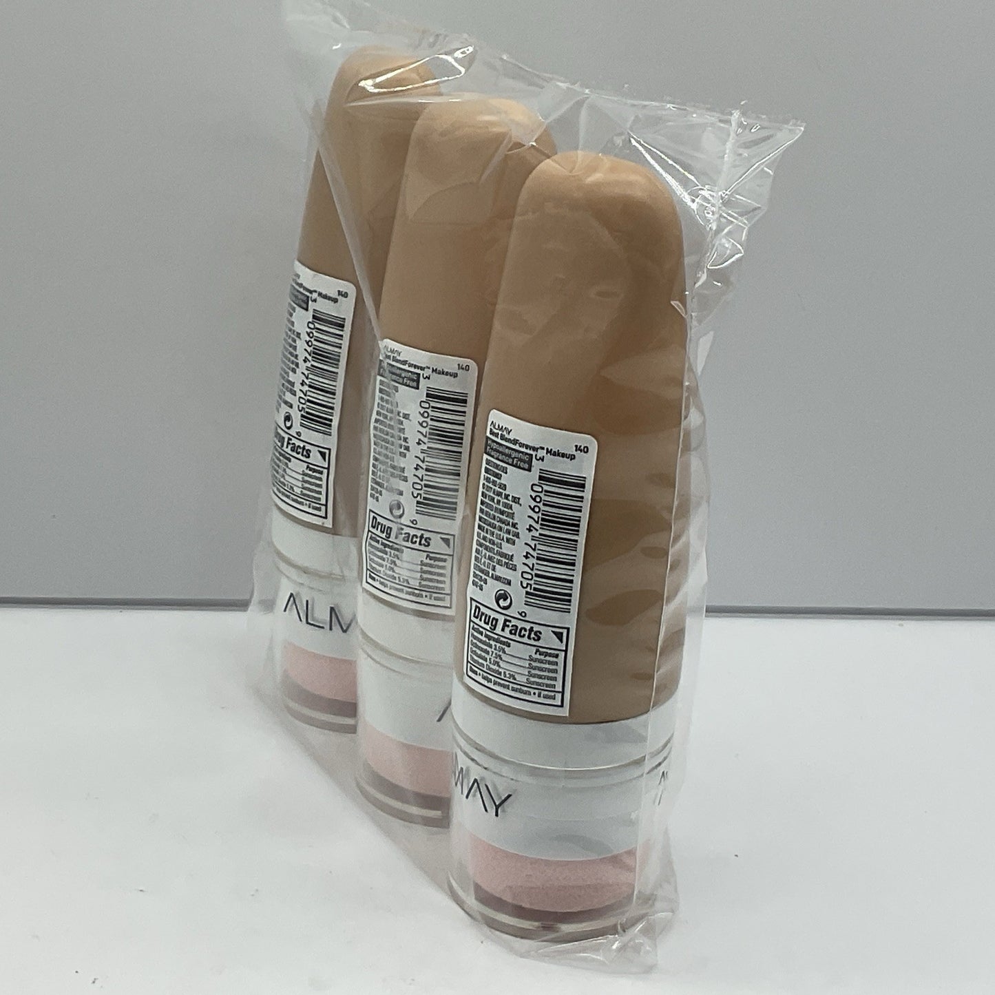 3 Pack - Almay Best Blend Forever Makeup 140 Beige