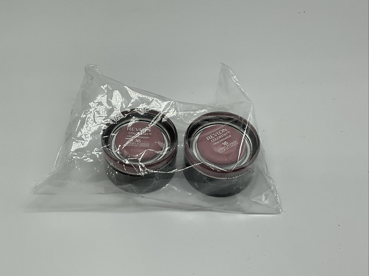Revlon ColorStay Creme Eye Shadow 24 Hours - 745 Cherry Blossom - Set Of 2