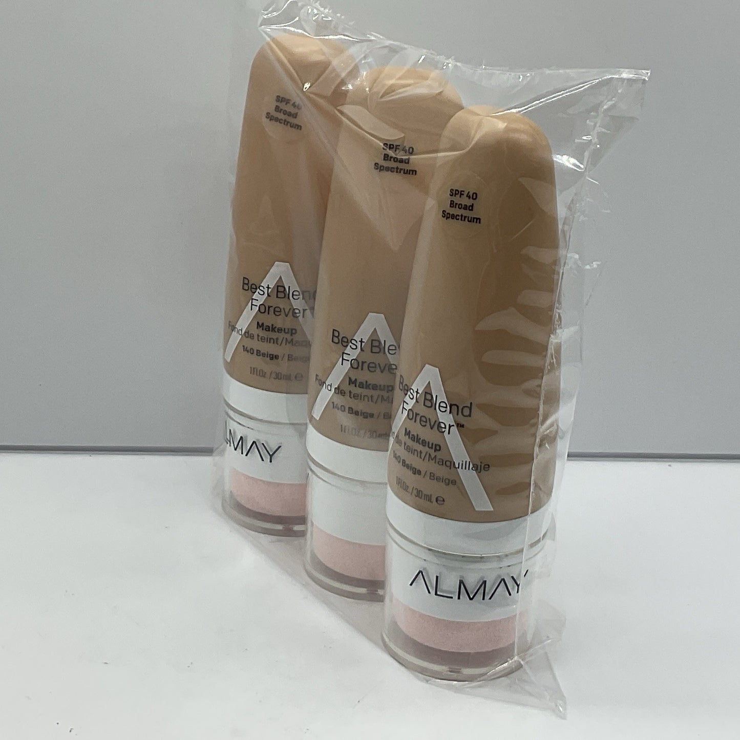 3 Pack - Almay Best Blend Forever Makeup 140 Beige