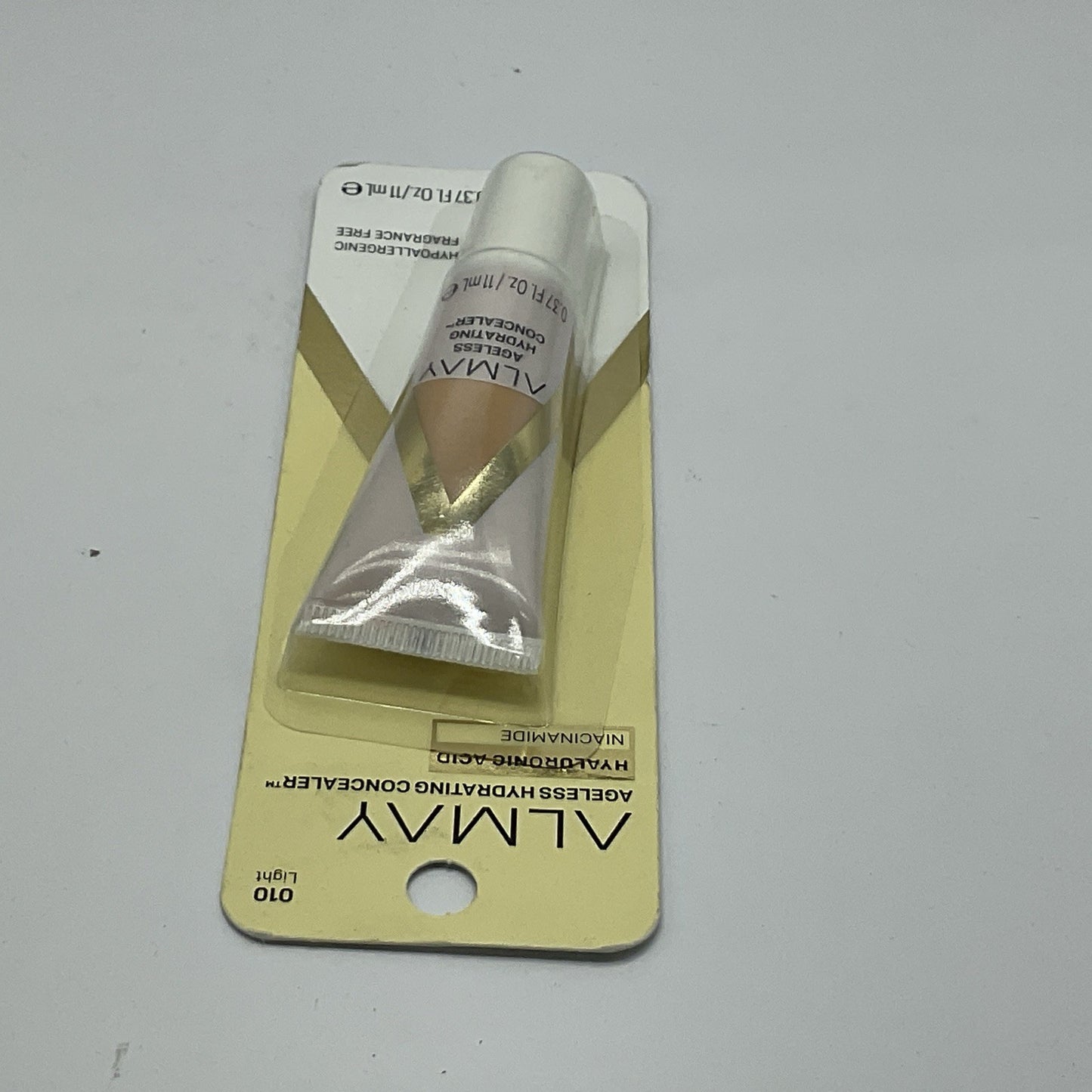 Almay Ageless Hydrating Concealer - 010 Light - Single