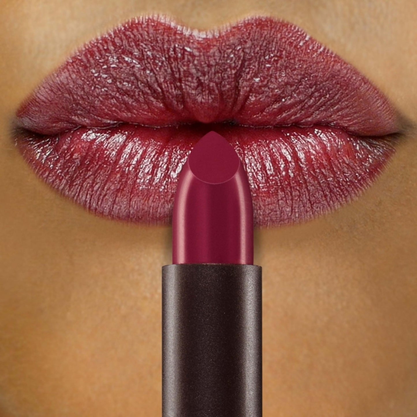 Burt's Bees 100% Natural Glossy Lipstick - 524 Wine Wave