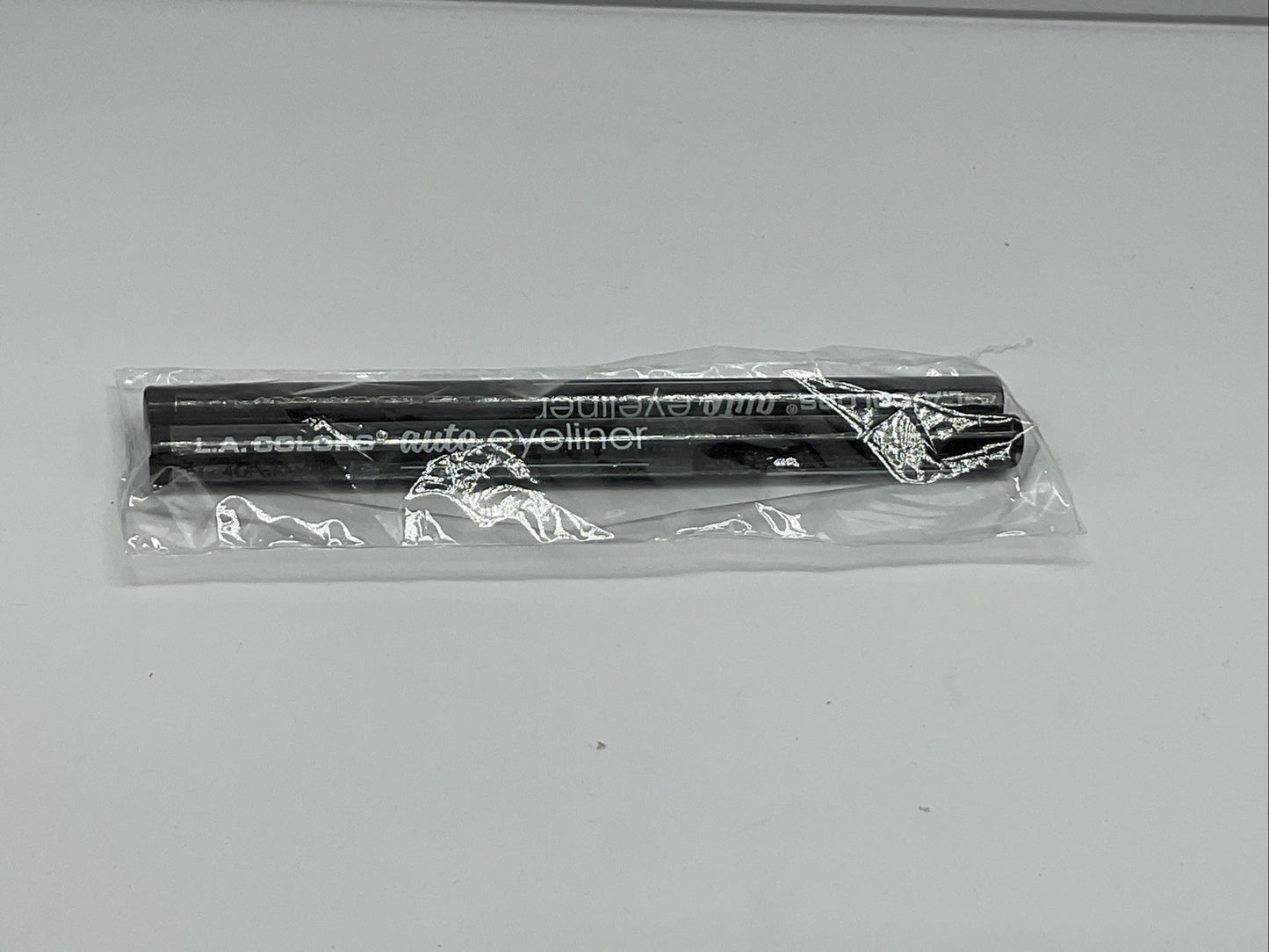 LA Colors Auto Eyeliner Self Sharpening - CAE662A Black Brown - Set Of 2