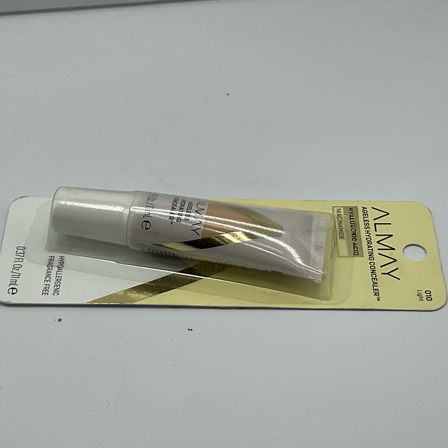 Almay Ageless Hydrating Concealer - 010 Light - Single