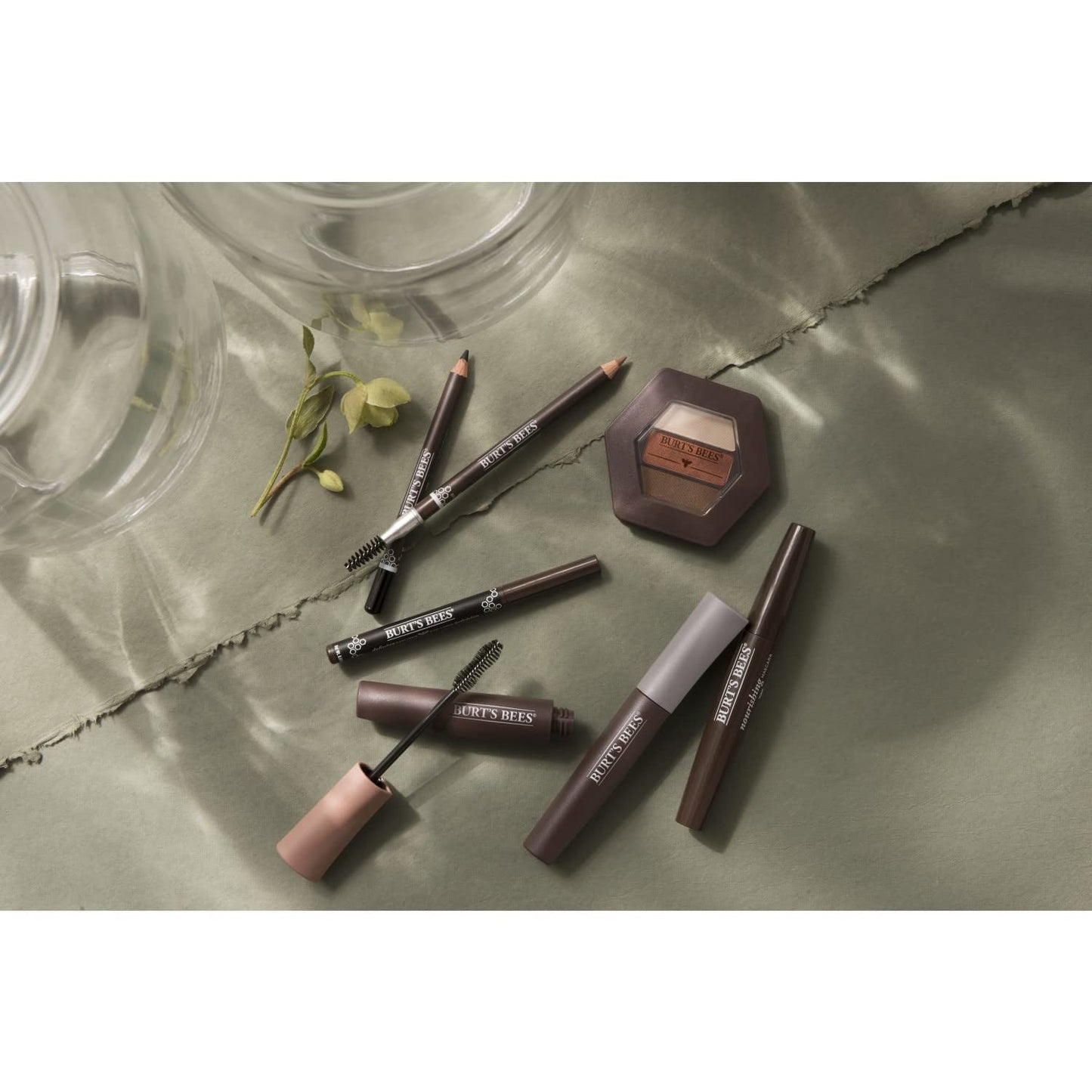 Burt's Bees All Aflutter Volumizing Mascara 0.32 oz - 2505 Classic Black