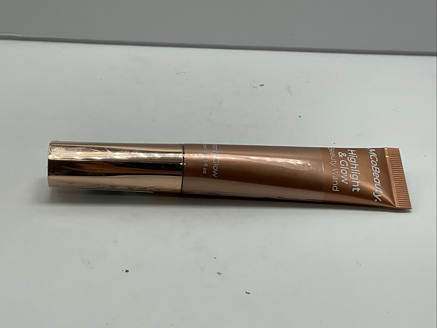 MCoBeauty Highlight & Glow Beauty Wand - Bronze Glow