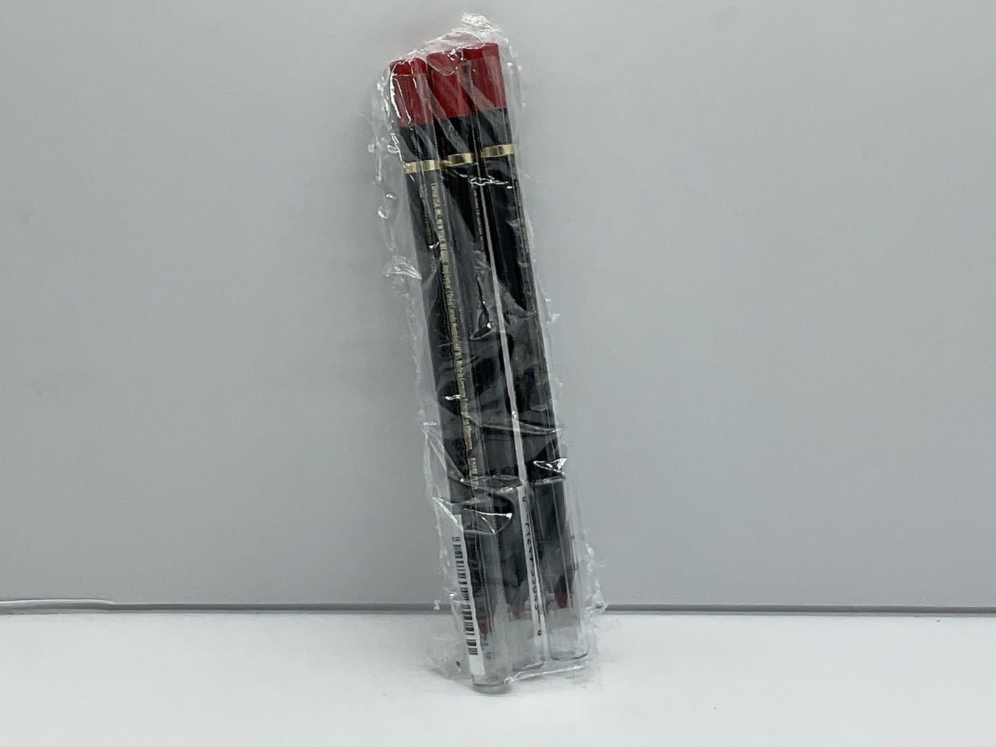 3 PACK - L’Oréal Colour Riche Matte Lip Liner 102 In-Matte-Uated With You