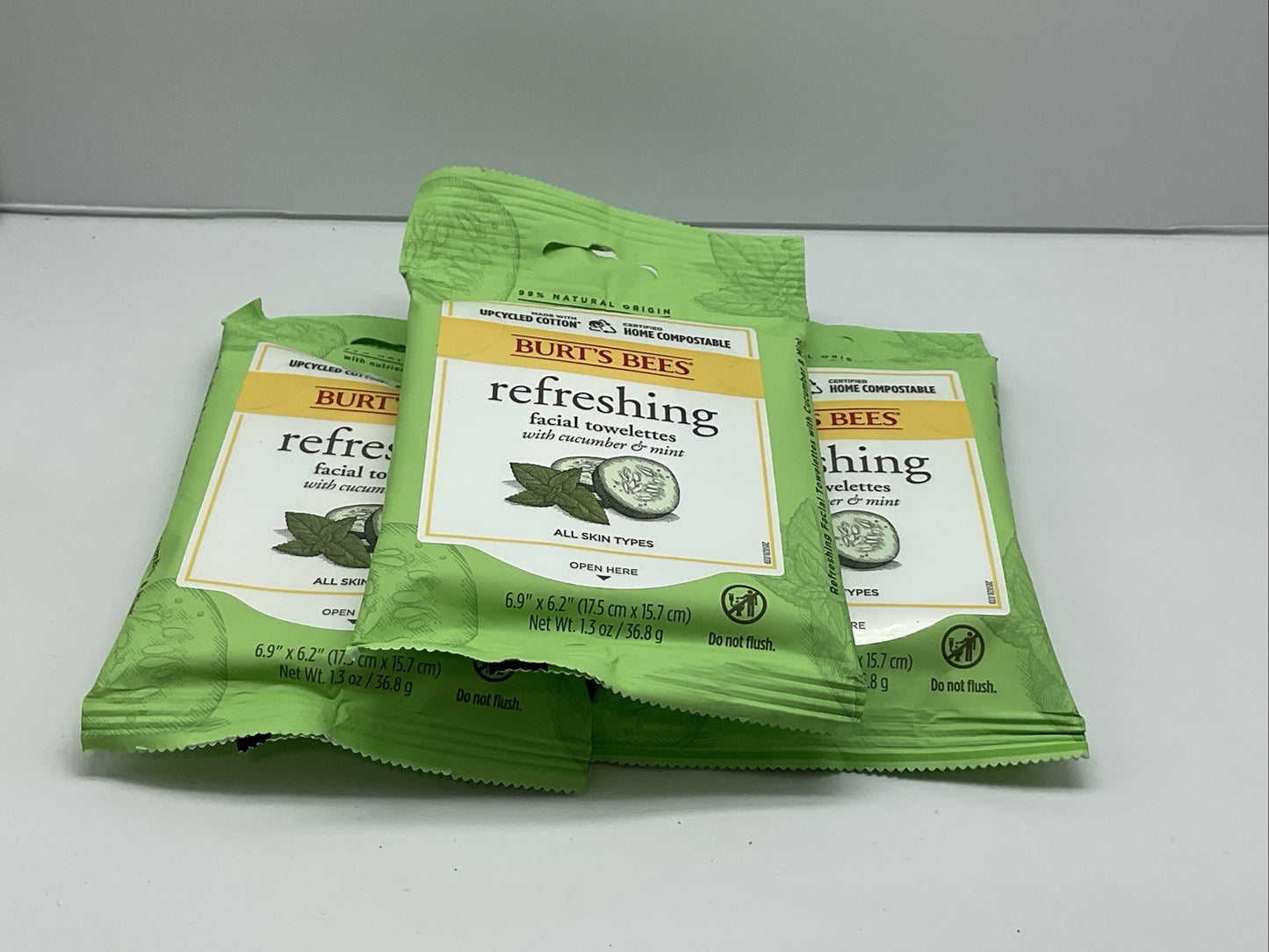 Burt's Bees Refreshing Cucumber Mint Facial Towelettes (10 Wipes) - Set Of 3