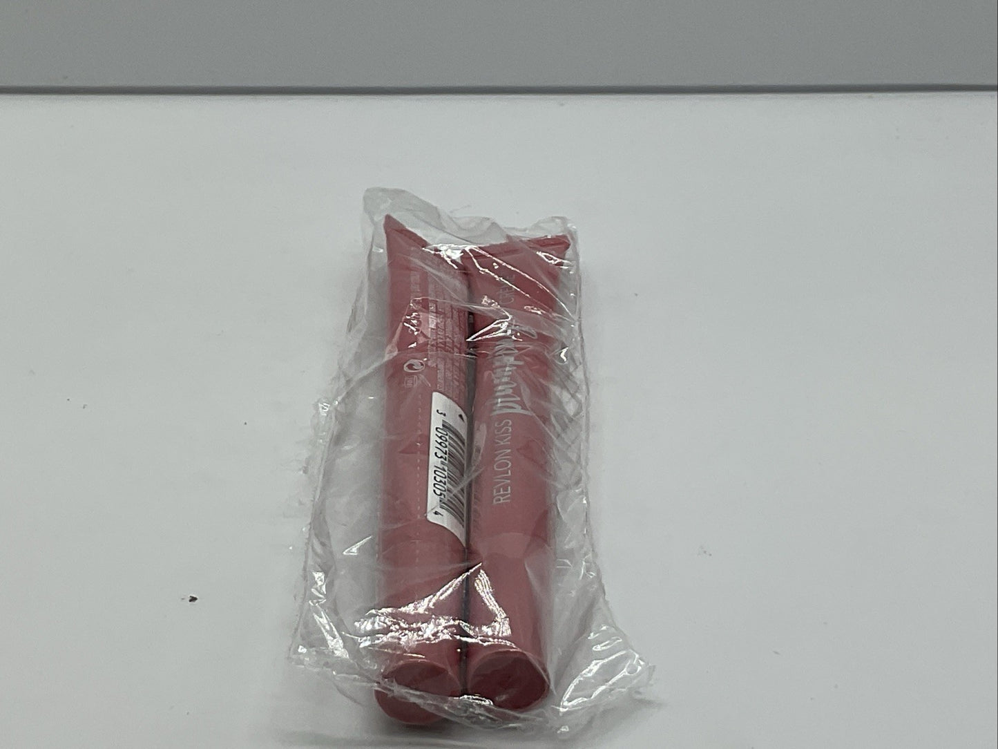 REVLON KISS PLUMPING LIP CREME, 530 PEONY BUFF