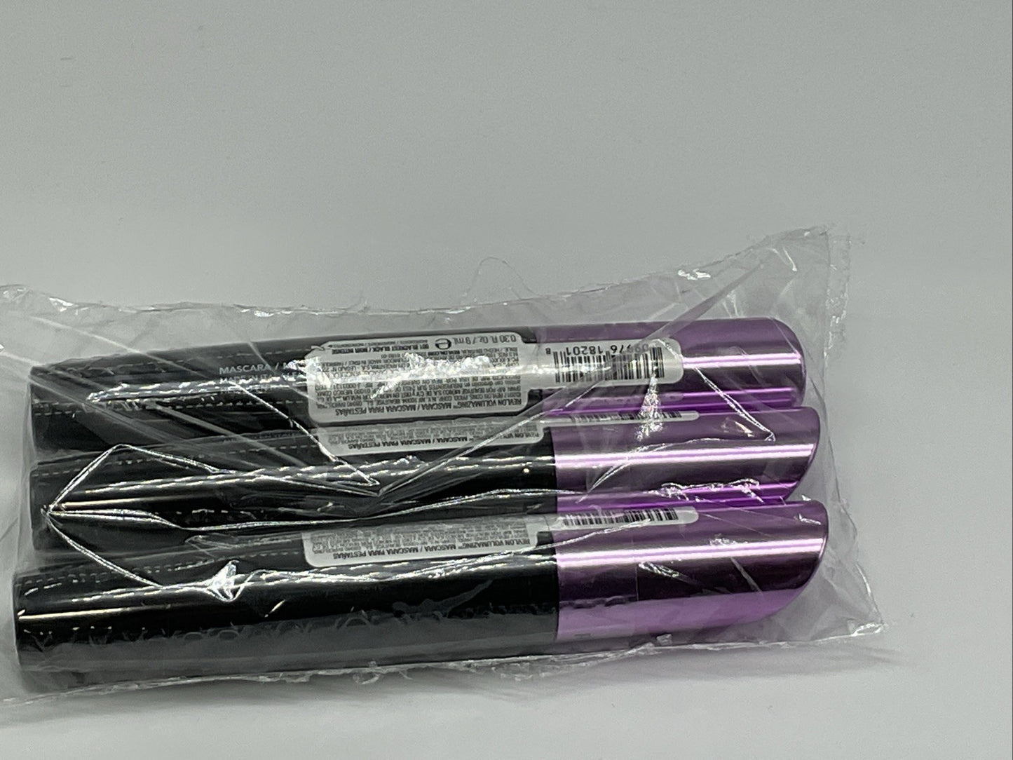 Revlon Volumazing Mascara Sealed - 901 Blackest Black - Set Of 3