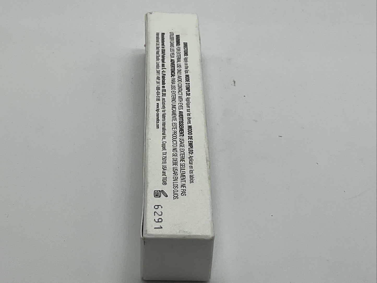 TIGI Luxe Lipgloss Professional Cosmetics 0.11oz - Queen Bee