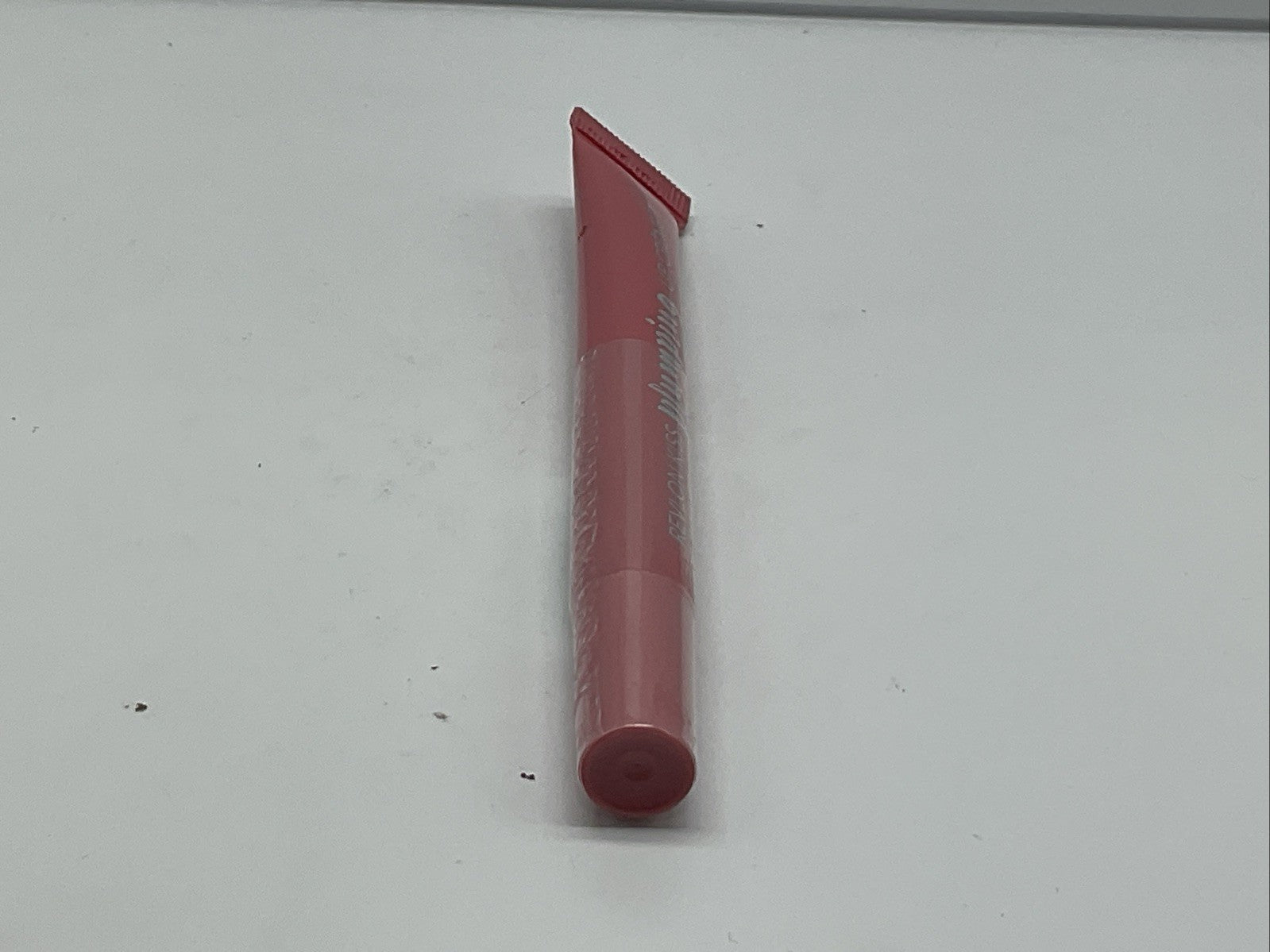 REVLON KISS PLUMPING LIP CREME, 530 PEONY BUFF