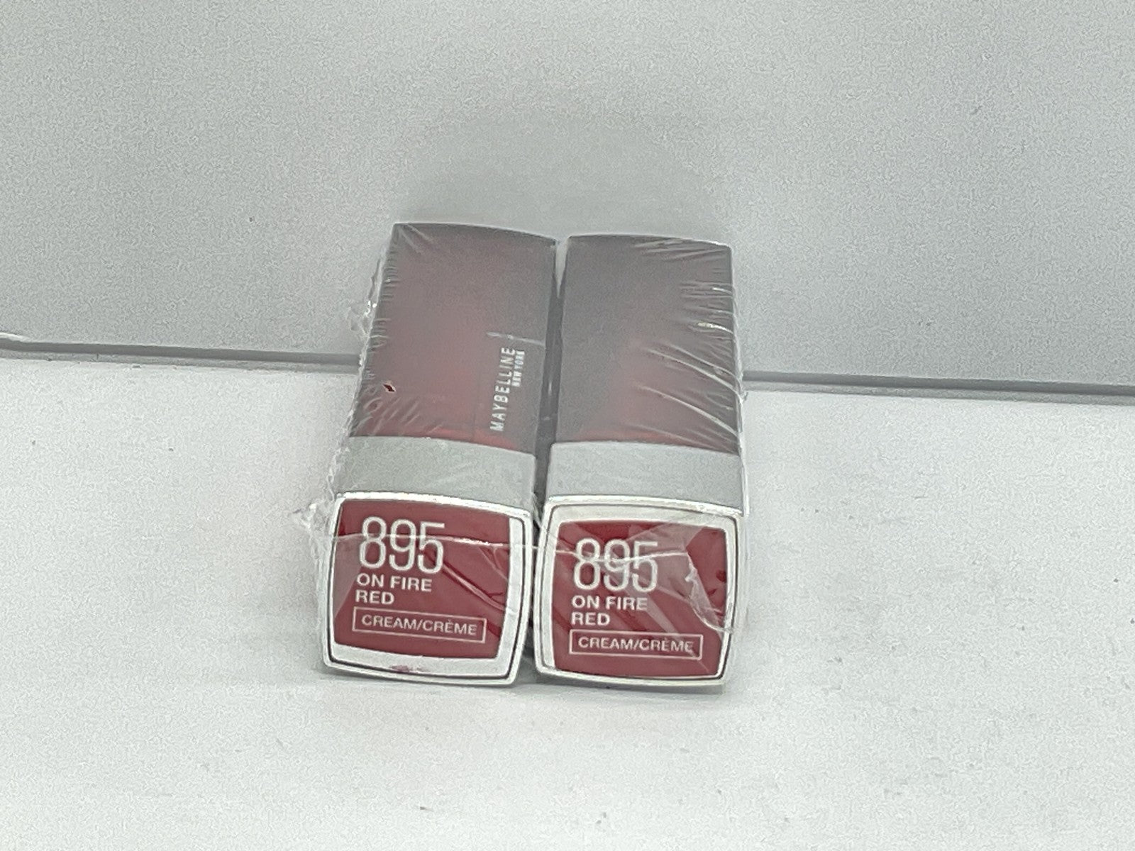 Maybelline Color Sensational Lipstick Cream Finish - 895 On Fire Red