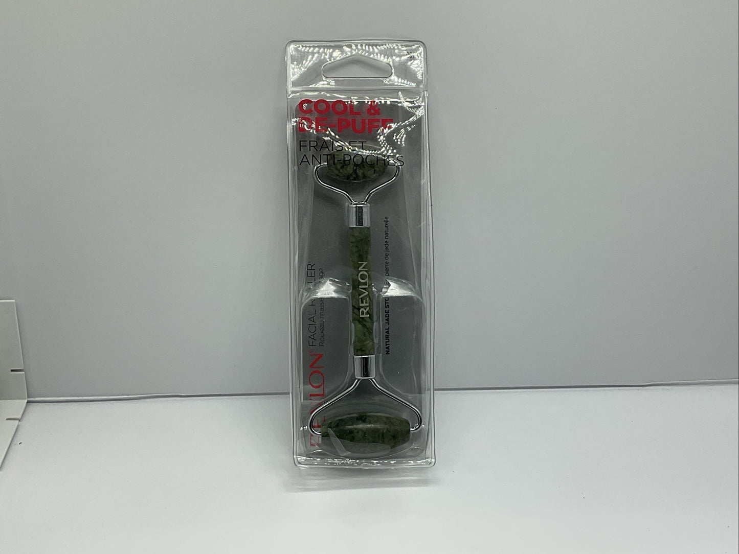 Revlon Facial Roller Cool & De-puff Natural Jade Stone - Single