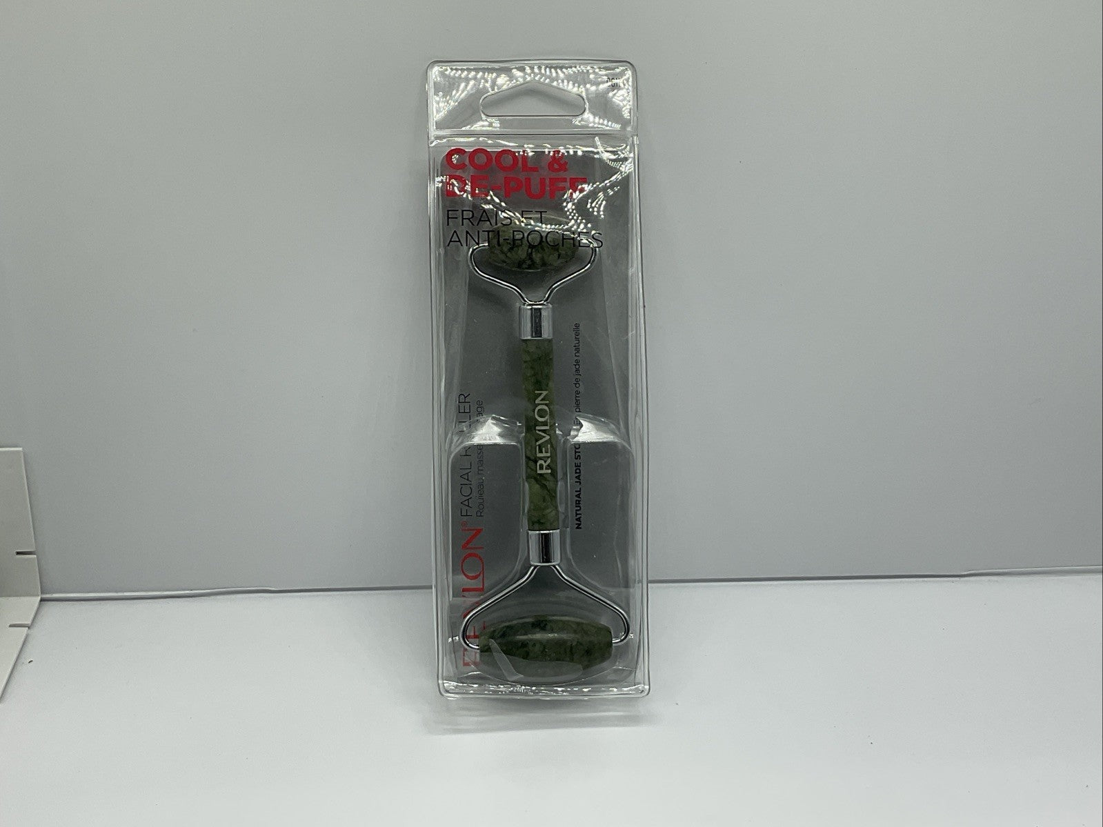 Revlon Facial Roller Cool & De-puff Natural Jade Stone - Single