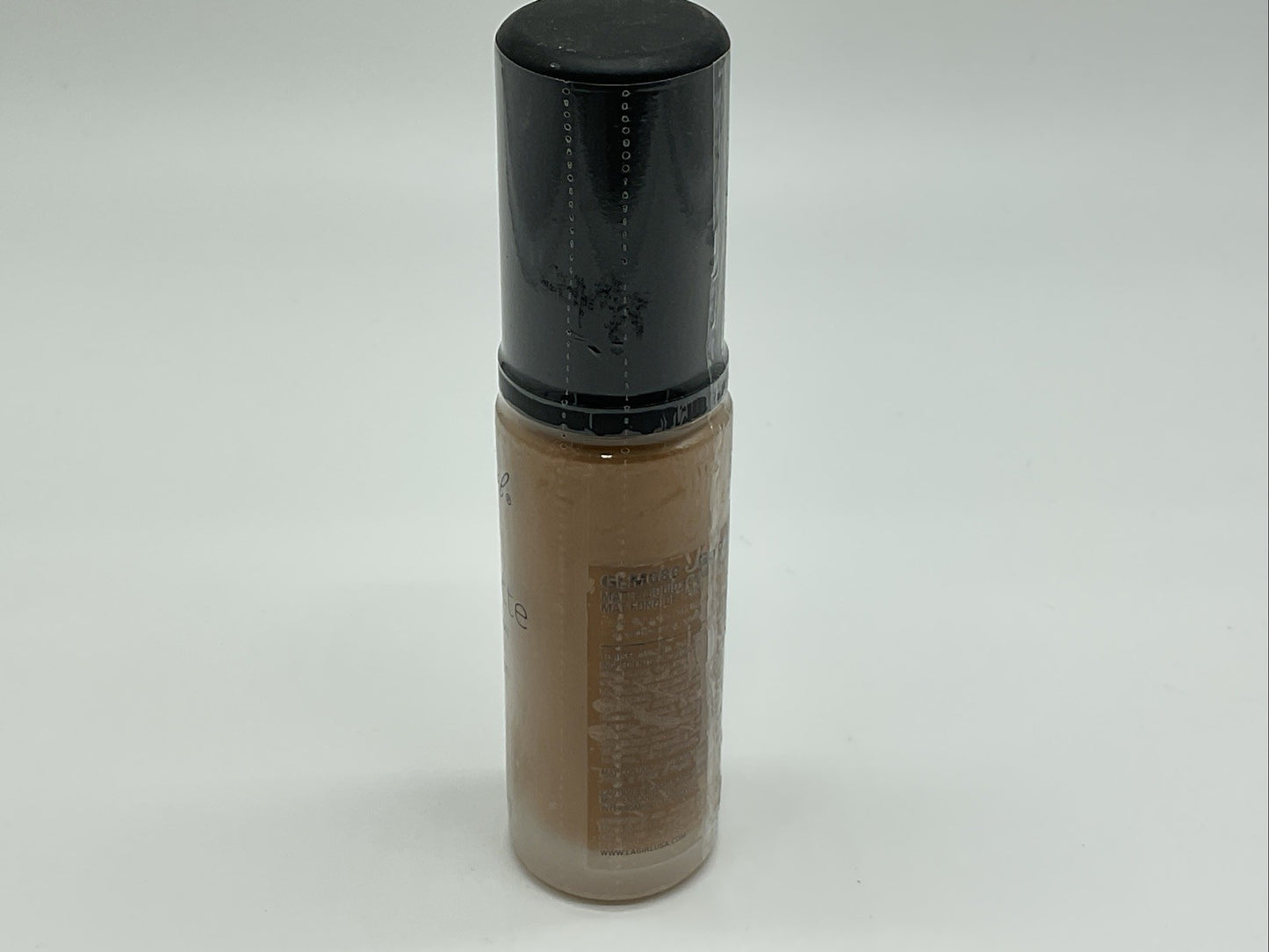 LA GIRL Pro Matte HD Long Wear Matte Foundation - GLM680 Golden Bronze
