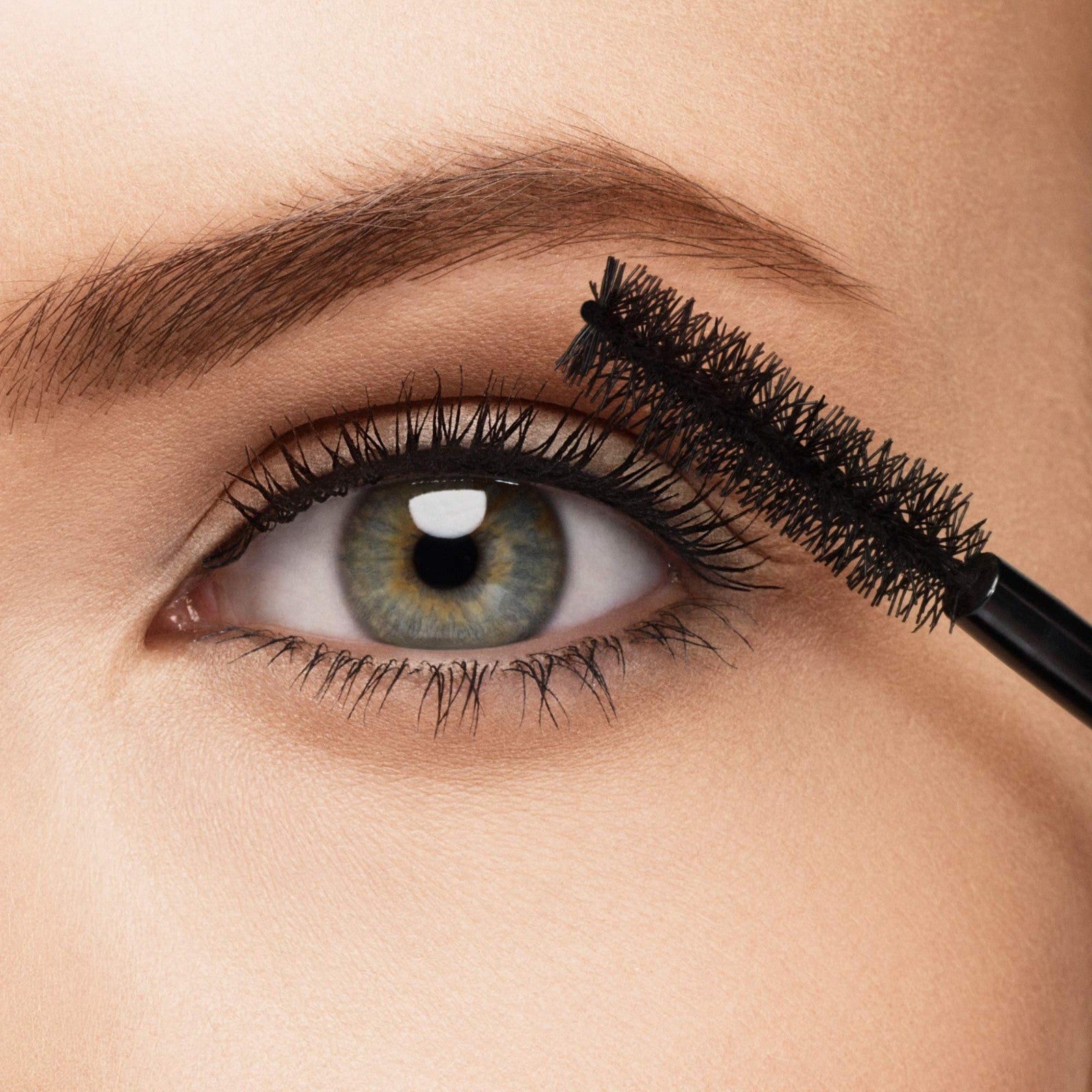 Revlon Volumazing Mascara - 901 Blackest Black 