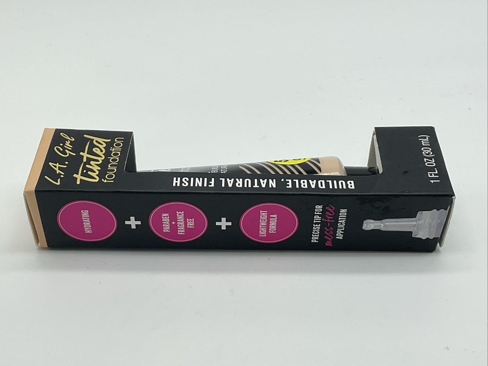 L.A. Girl Tinted Foundation Buildable Natural Finish - GLM752 Porcelain