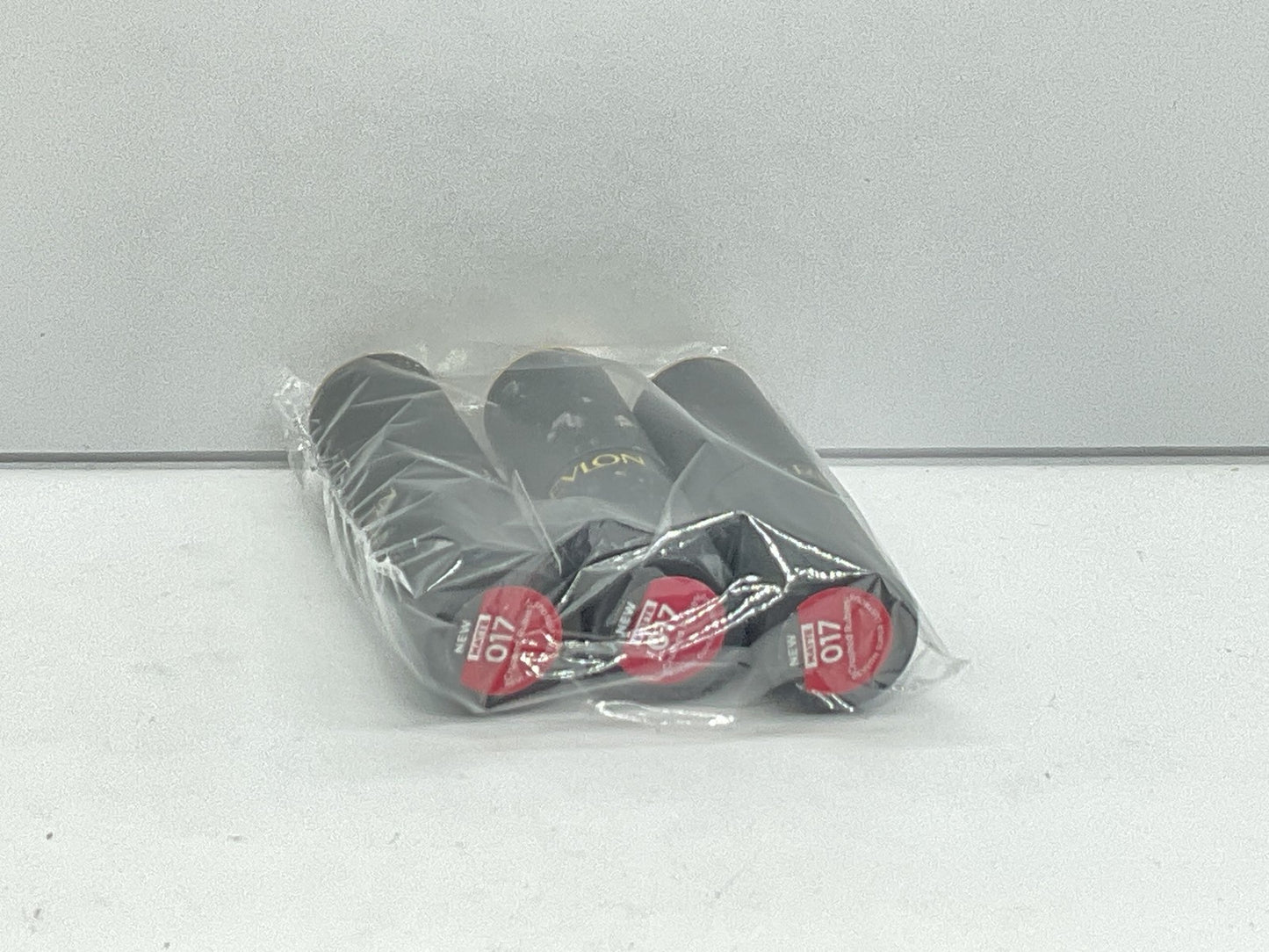 3 PACK - Revlon Super Lustrous Matte Lipstick - 017 Crushed Rubies 
