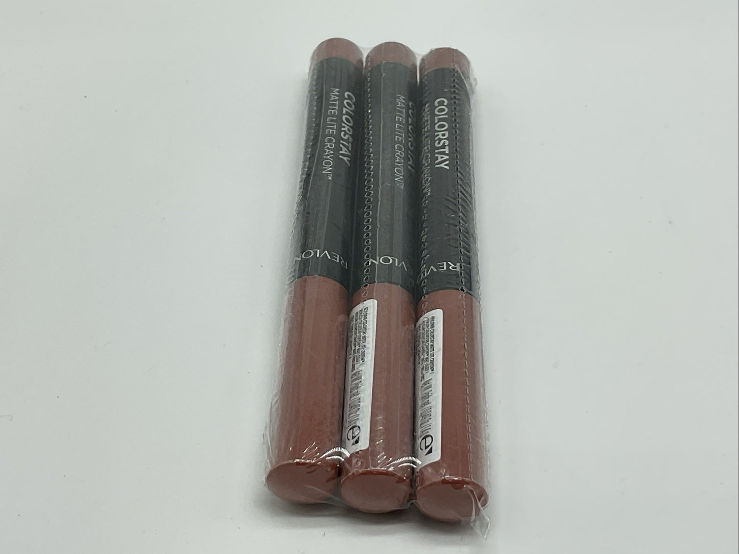 3 PACK - Revlon ColorStay Matte Lite Crayon Lipstick - 001 Tread Lightly