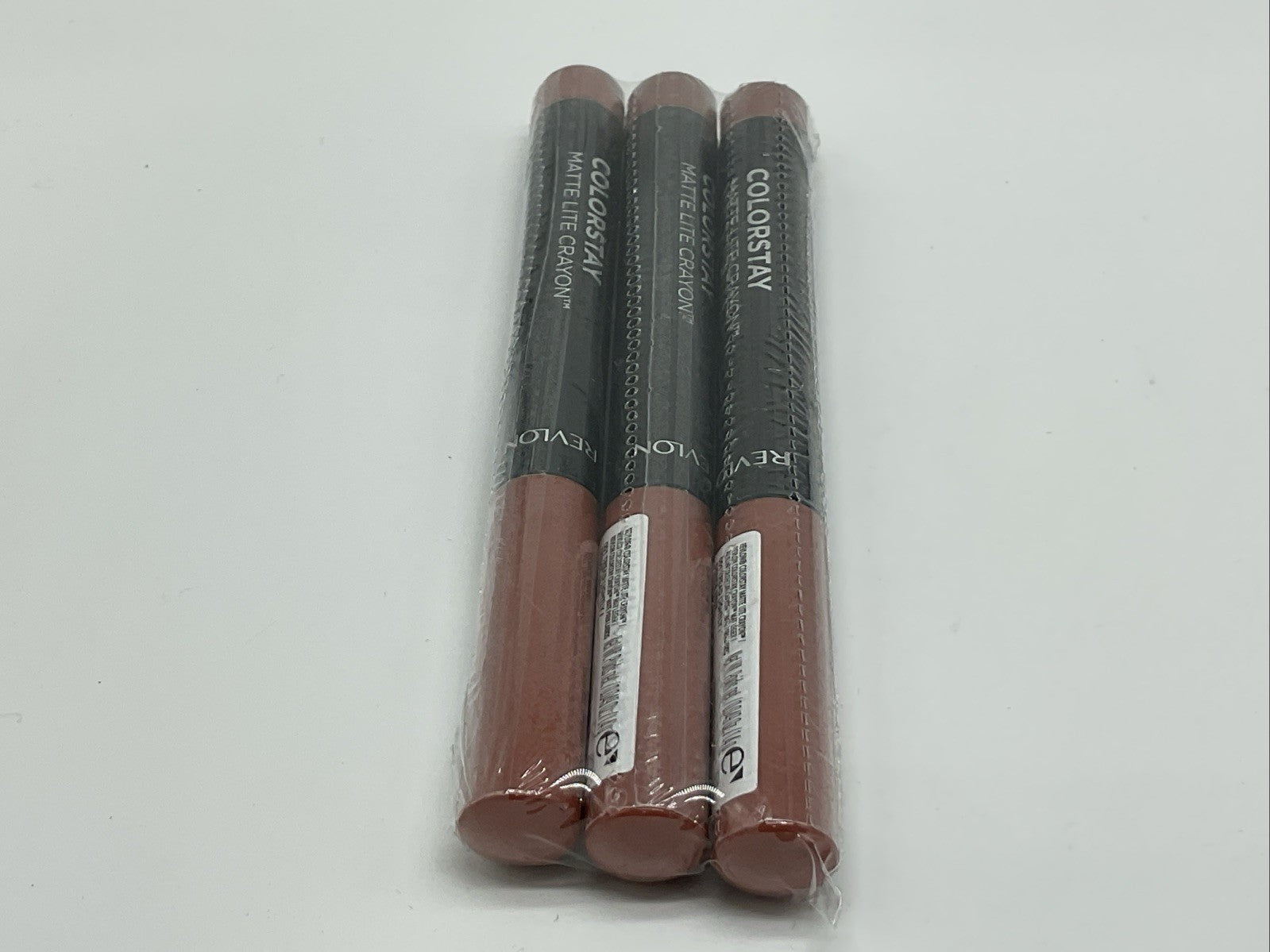 3 PACK - Revlon ColorStay Matte Lite Crayon Lipstick - 001 Tread Lightly