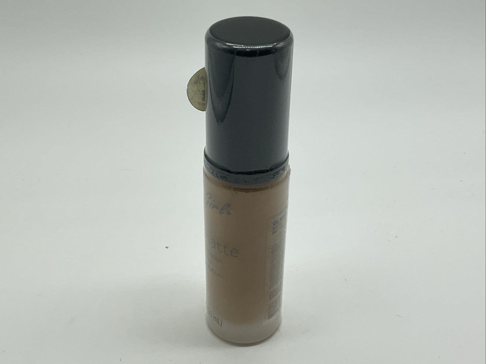 L.A. Girl PRO.Matte Foundation - GLM681 Caramel