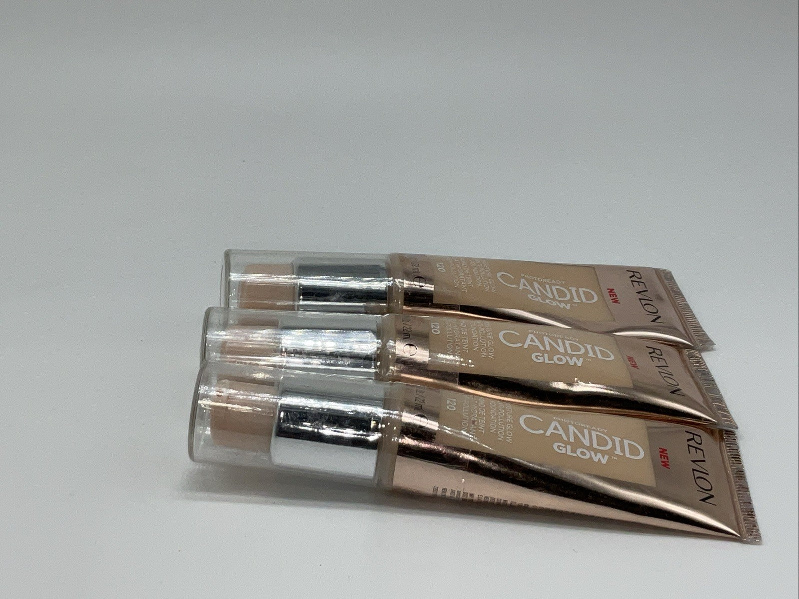 Revlon PhotoReady Candid Glow Moisture Glow Foundation Shade 120,3 Pack