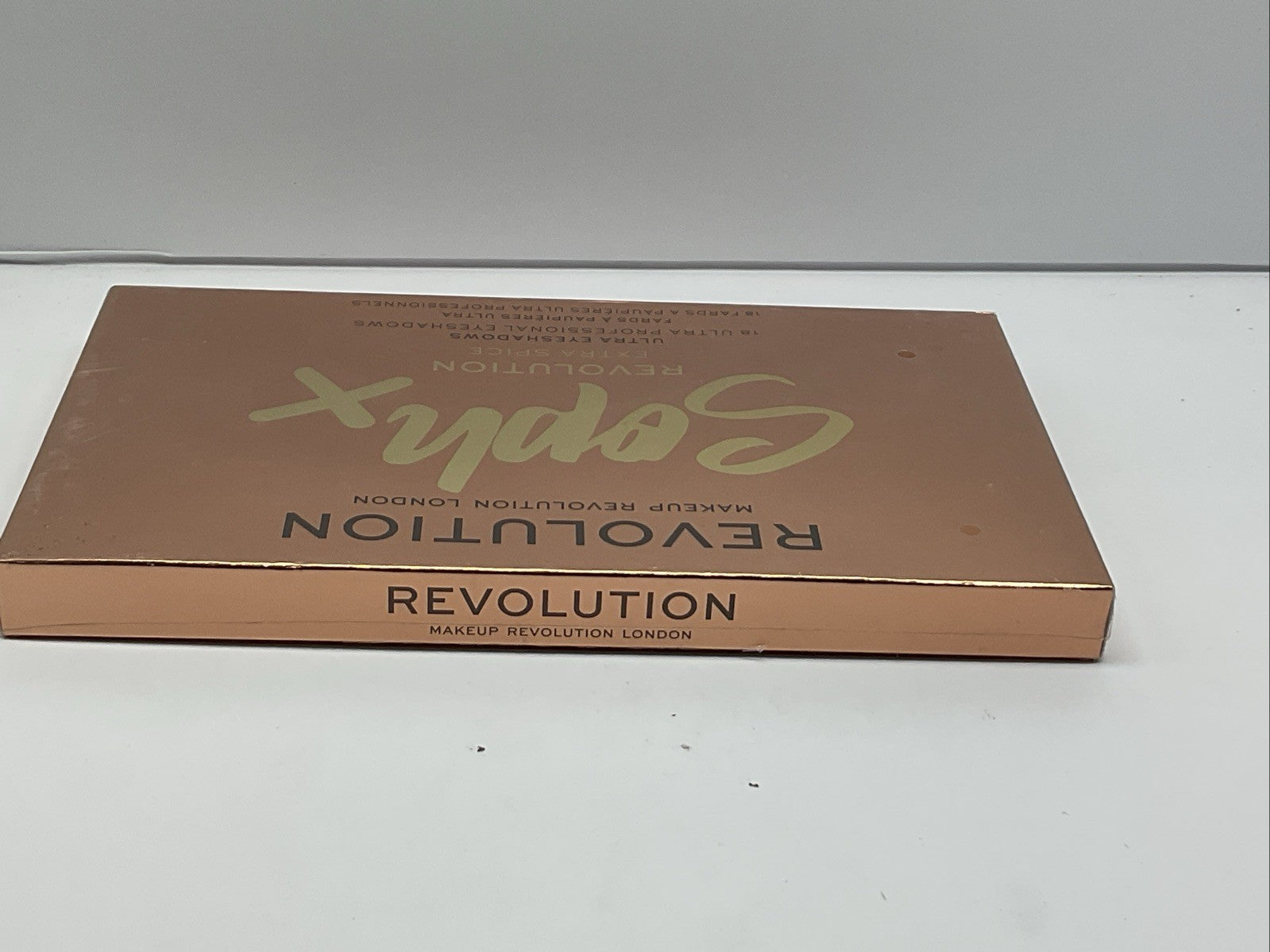 MAKEUP REVOLUTION 'X Soph Extra Spice' Matte & Shimmer Eyeshadow Palette