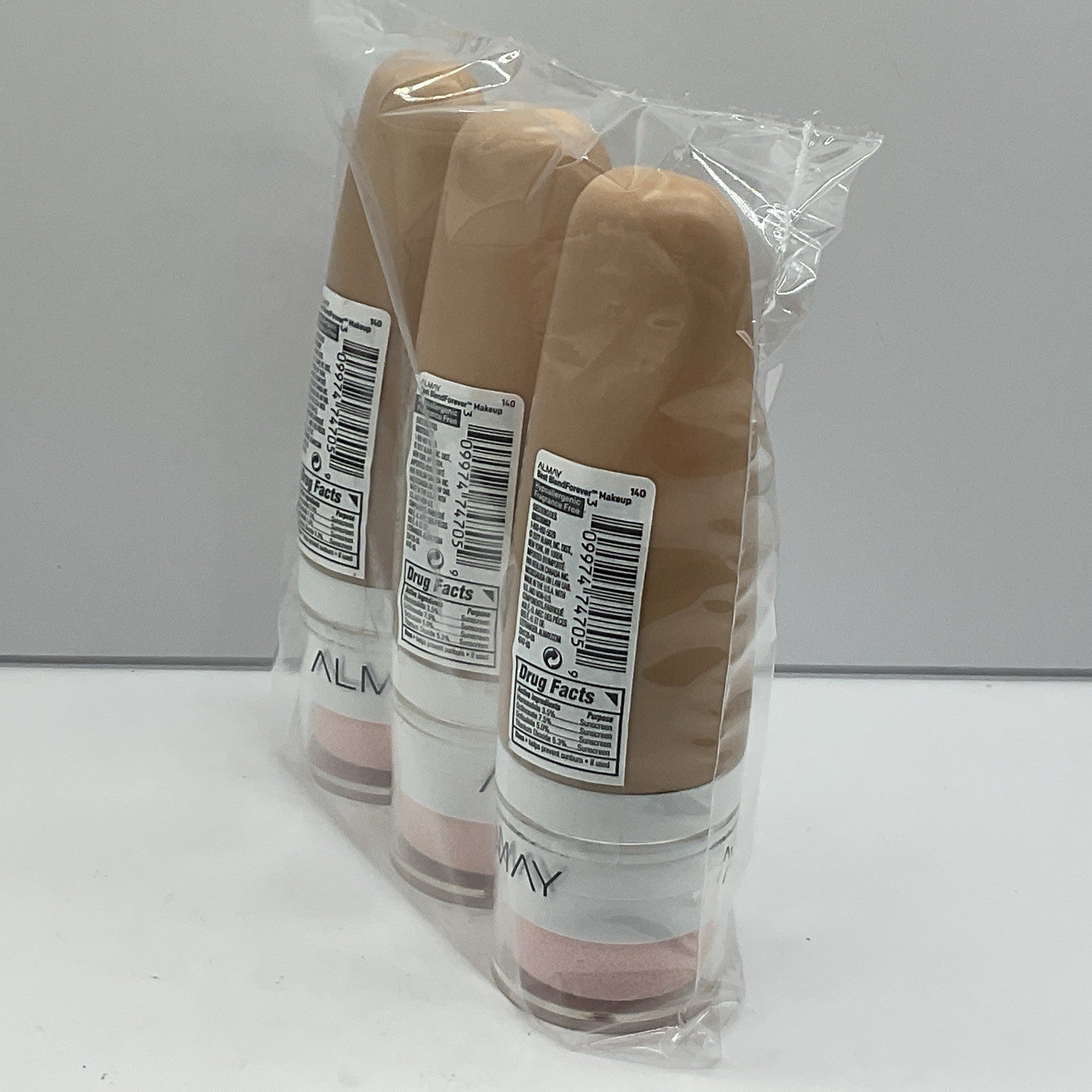 3 Pack -  Almay Best Blend Forever Makeup 140 Beige