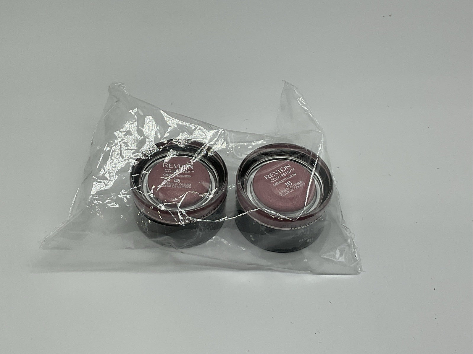Revlon ColorStay Creme Eye Shadow 24 Hours -  745 Cherry Blossom - Set Of 2