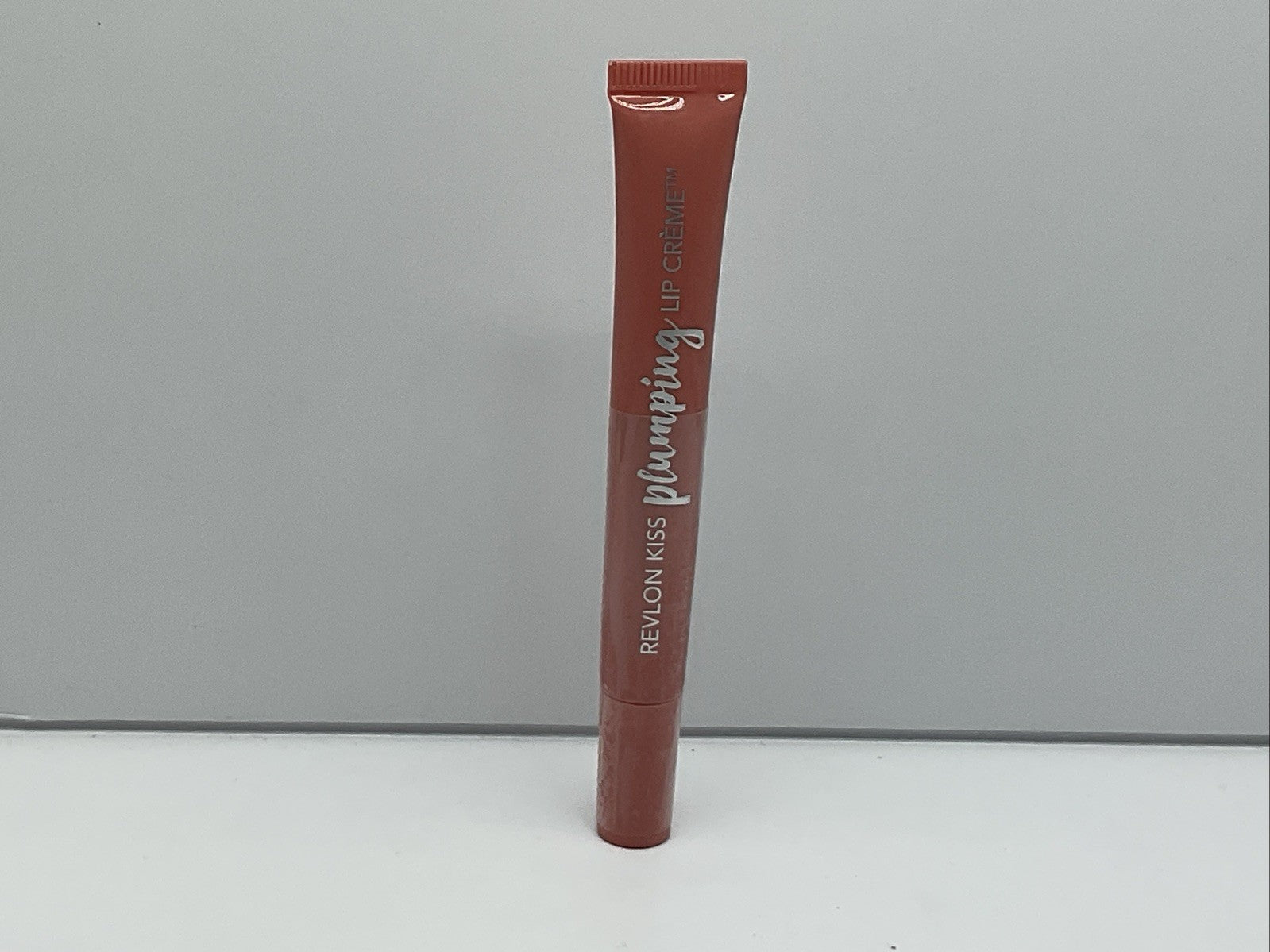 REVLON KISS PLUMPING LIP CREME 505 APRICOT SILK