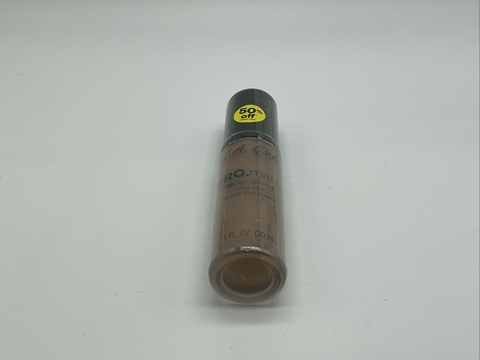 LA Girls Pro Matte High Definition Long Wear Liquid Foundation 1oz - Nutmeg