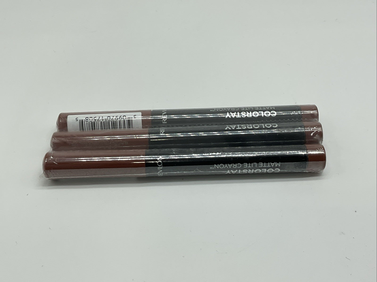 3 PACK - Revlon Colorstay Matte Lite Crayon For Lips - 002 Clear The Air