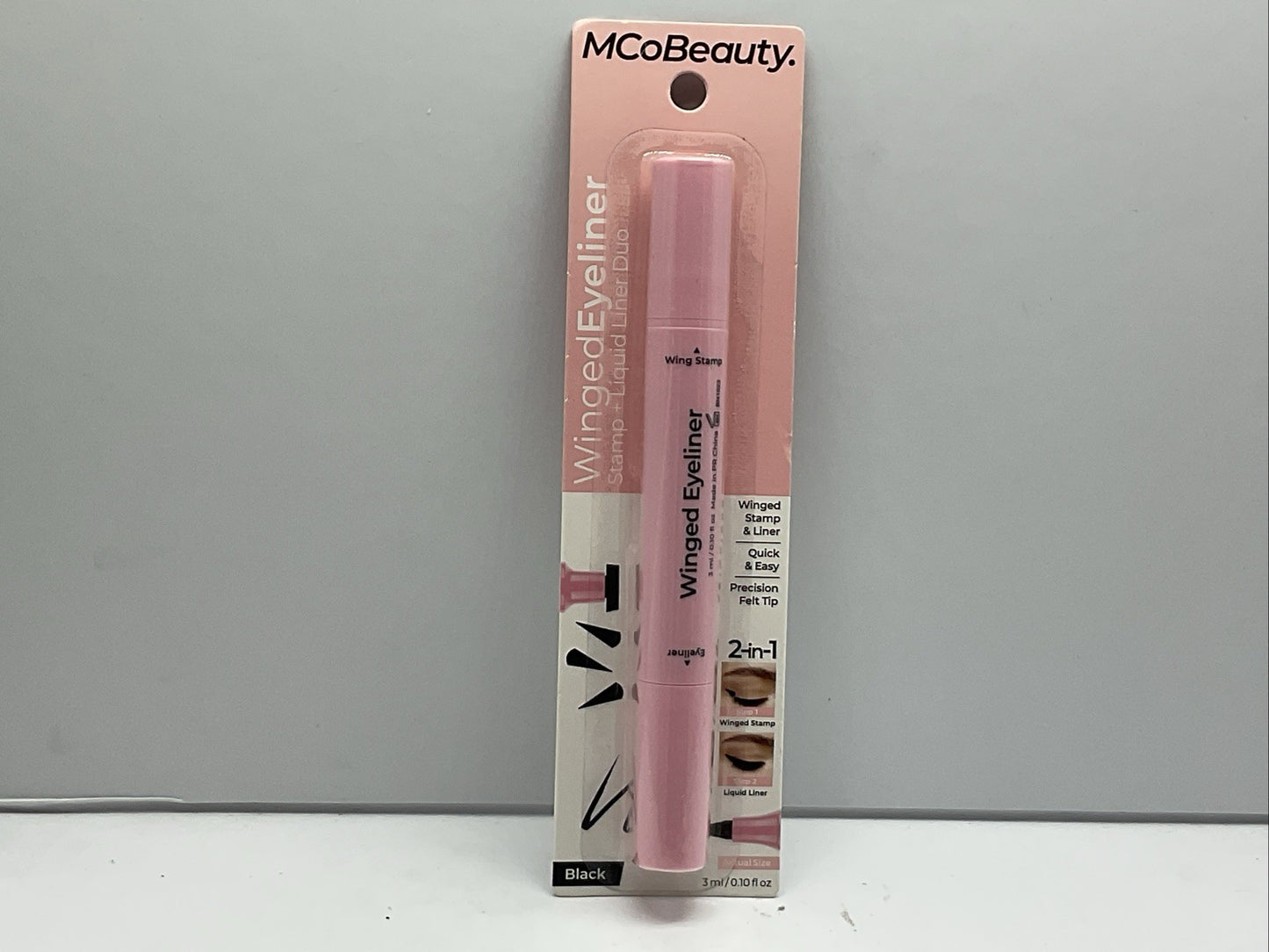 MCoBeauty Winged Eyeliner - Black