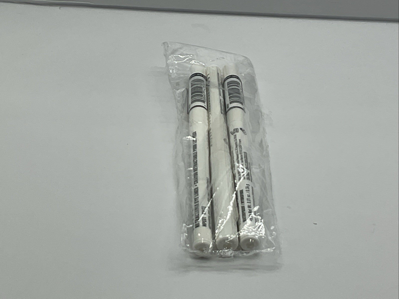 3 PACK - NYX  Waterproof Retractable Eyeliner - MPE01 White