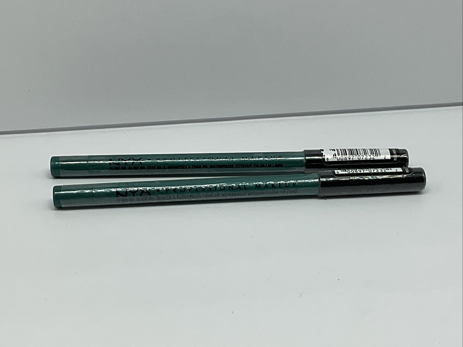 IMPORT Nyx Professional MakeUp SlideOn Lip Pencil - SLLP22 REVOLUTION - Set Of 2