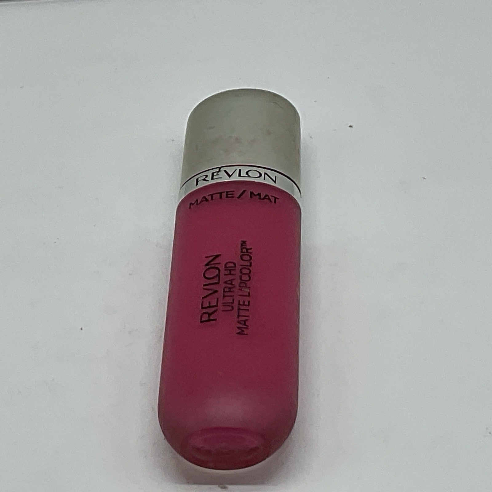 SINGLE - Revlon Ultra HD Matte Lipcolor Matte Liquid Lipstick #605 HD Obsession