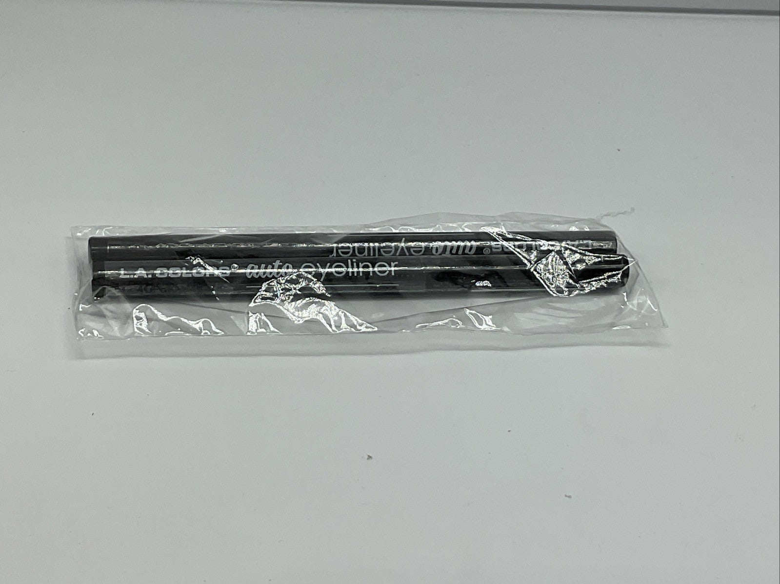 LA Colors Auto Eyeliner Self Sharpening - CAE662A Black Brown - Set Of 2