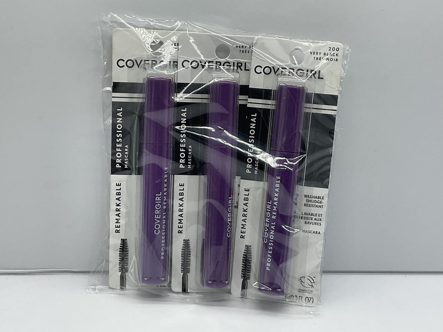 3 Pack - CoverGirl Professional Remarkable Washable Mascara 200 Very Black 