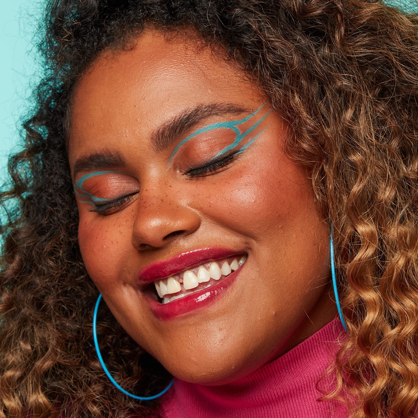NYX Vivid Brights Matte Liquid Eyeliner - VBLL01 Cyan Simp