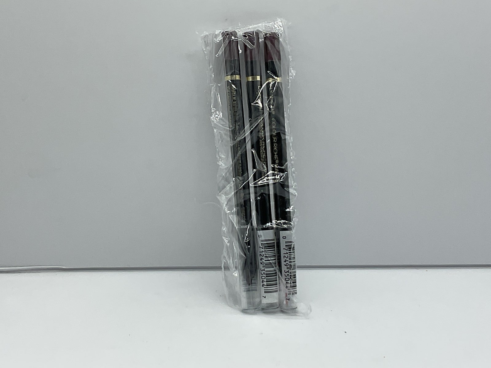 3 Pack - Loreal Colour Riche Matte Lip Liner 104 Curiosity Killed The Matte