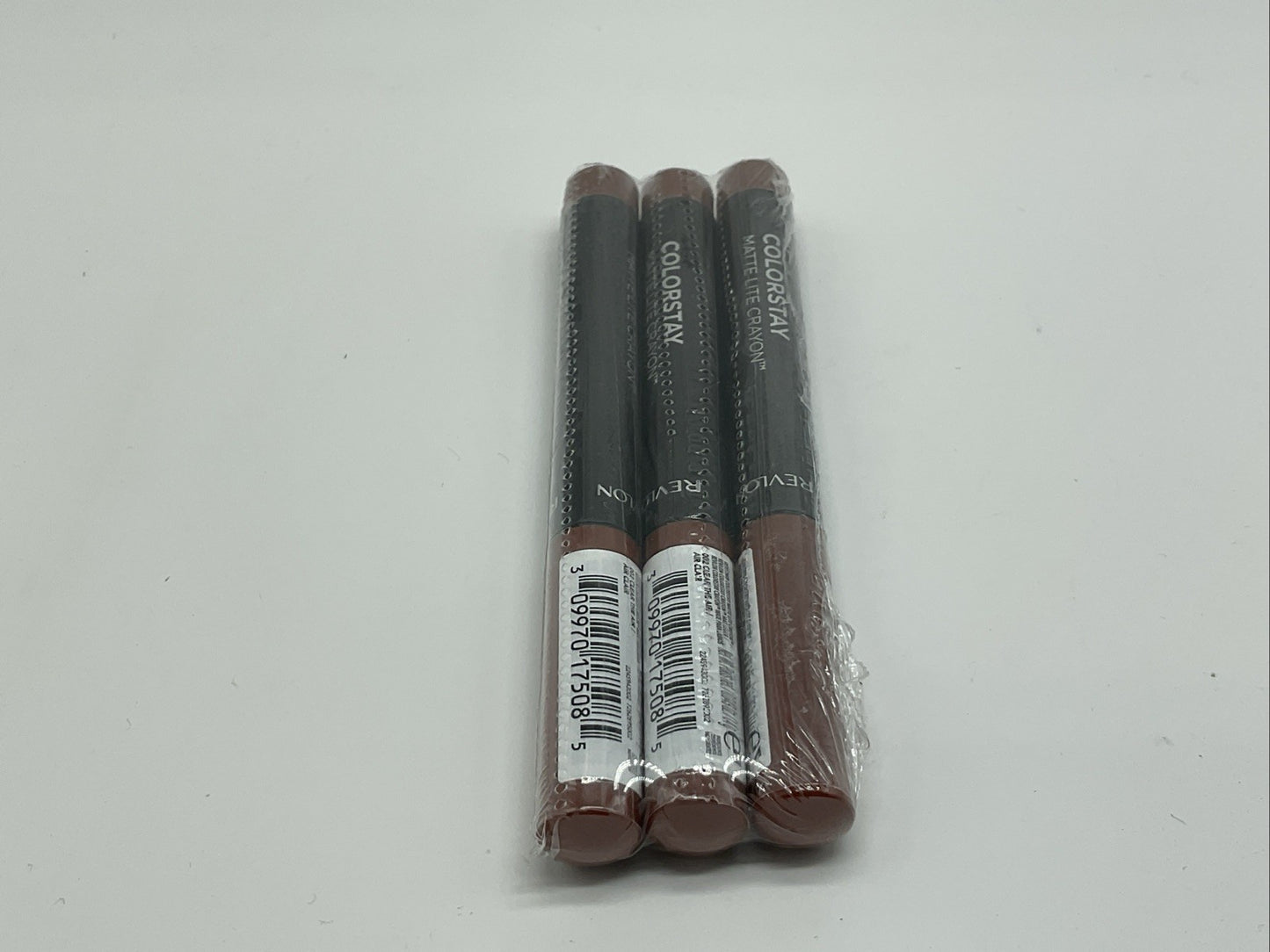 3 PACK - Revlon Colorstay Matte Lite Crayon For Lips - 002 Clear The Air