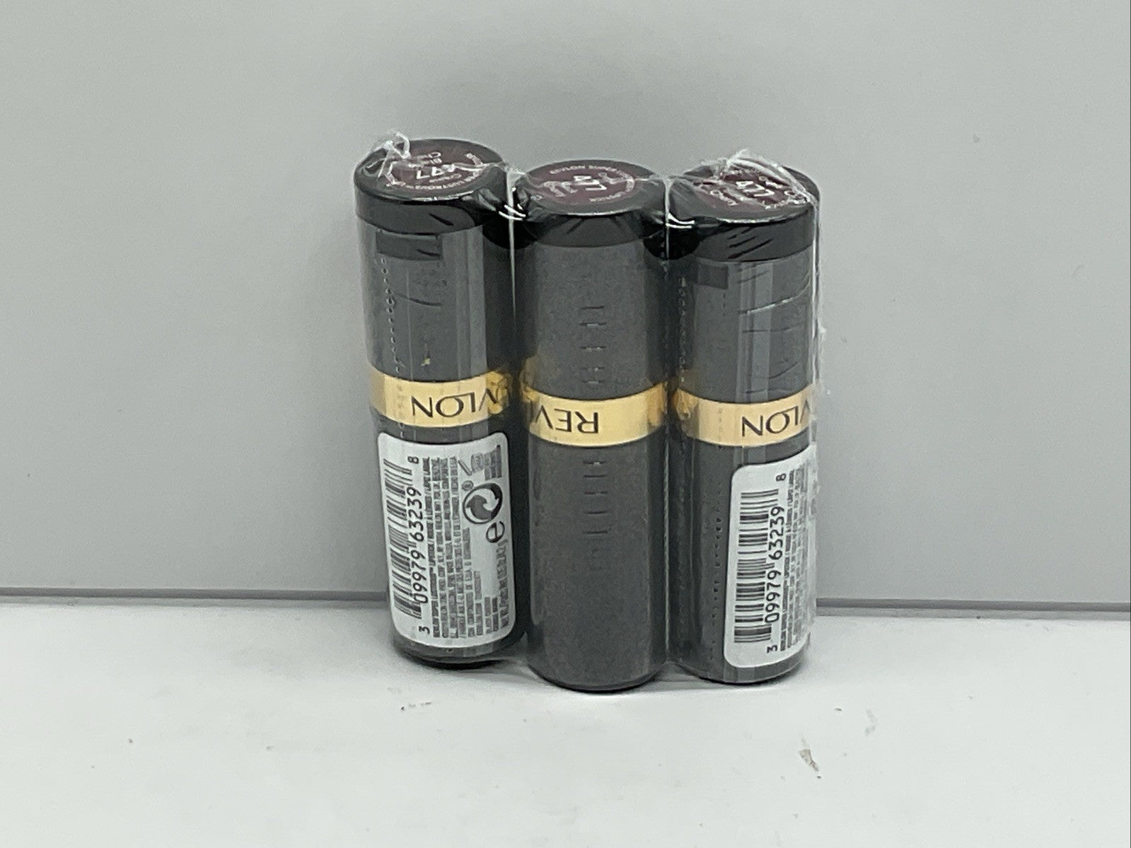 3 Pack - Revlon Super Lustrous Lipstick Creme - 477 Black Cherry