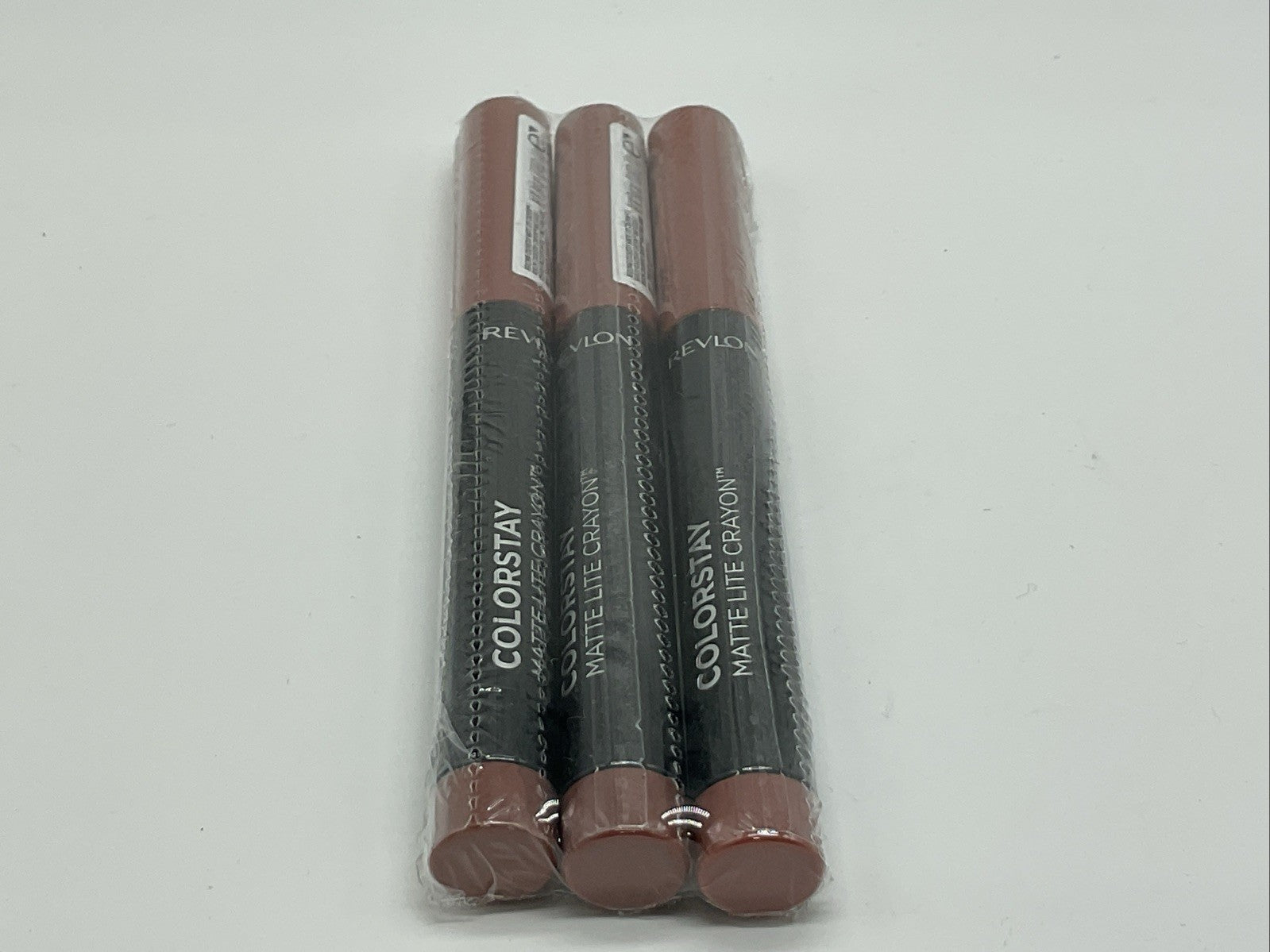 3 PACK - Revlon ColorStay Matte Lite Crayon Lipstick - 001 Tread Lightly