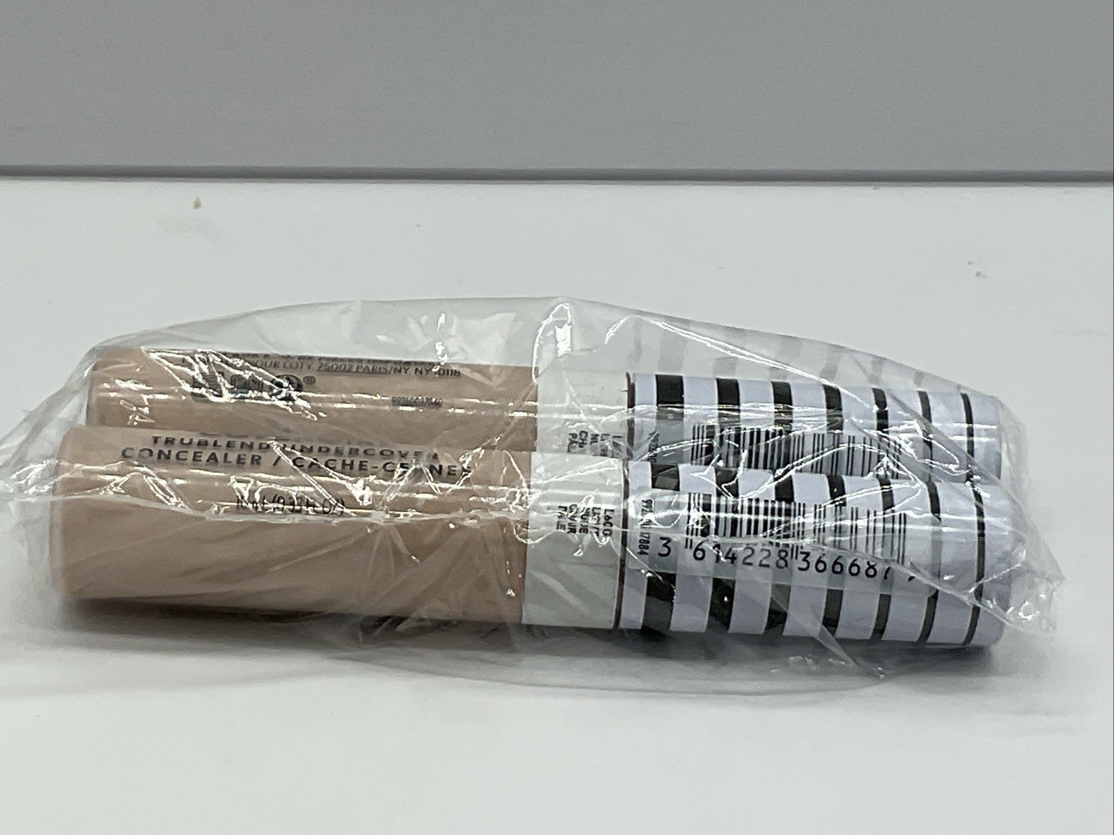2 PACK - Covergirl TruBlend Undercover Concealer - L600 Light Nude