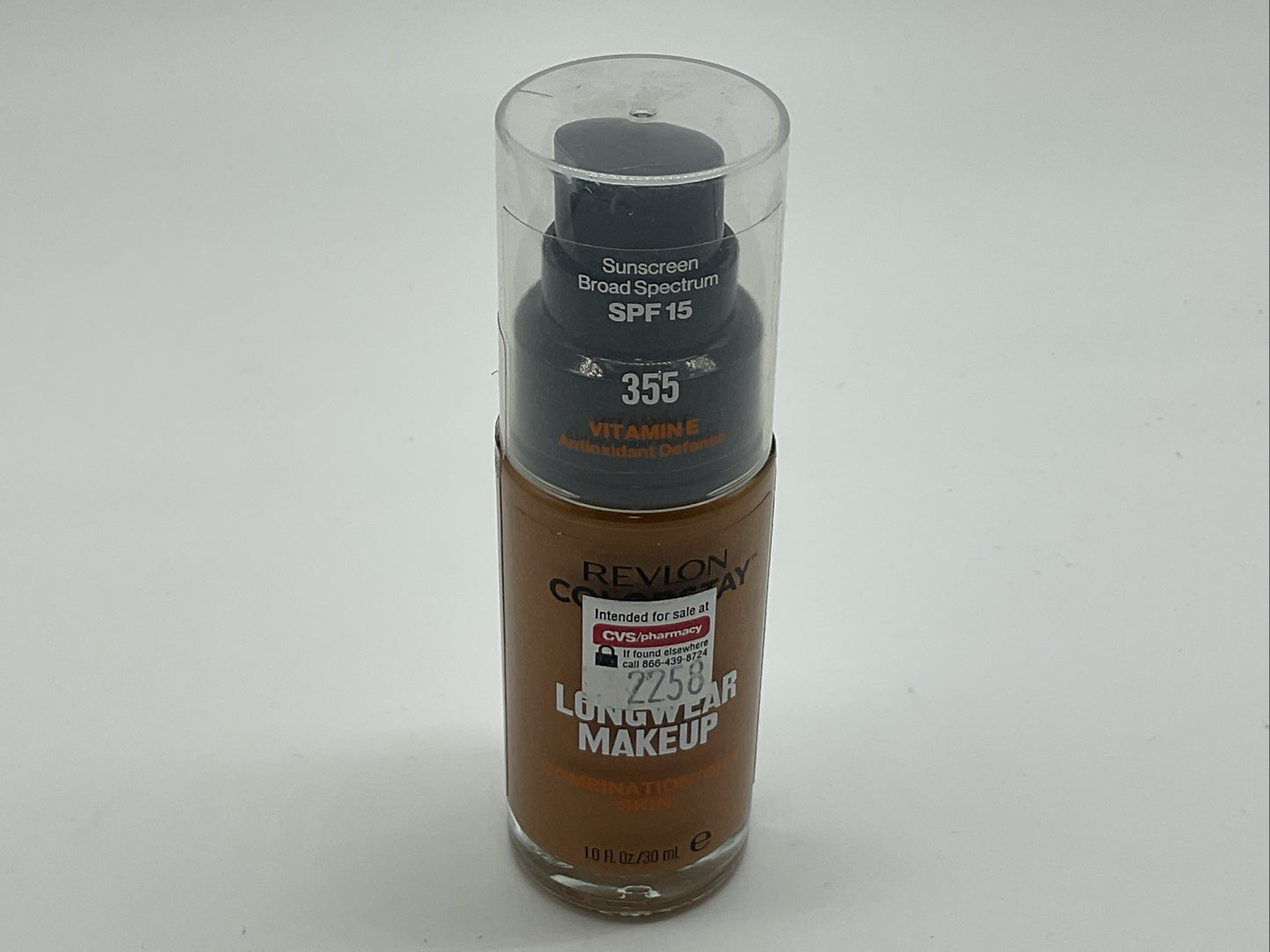 Revlon 24HR Foundation Combination Oily Matte Finish 1oz - 355 Almond