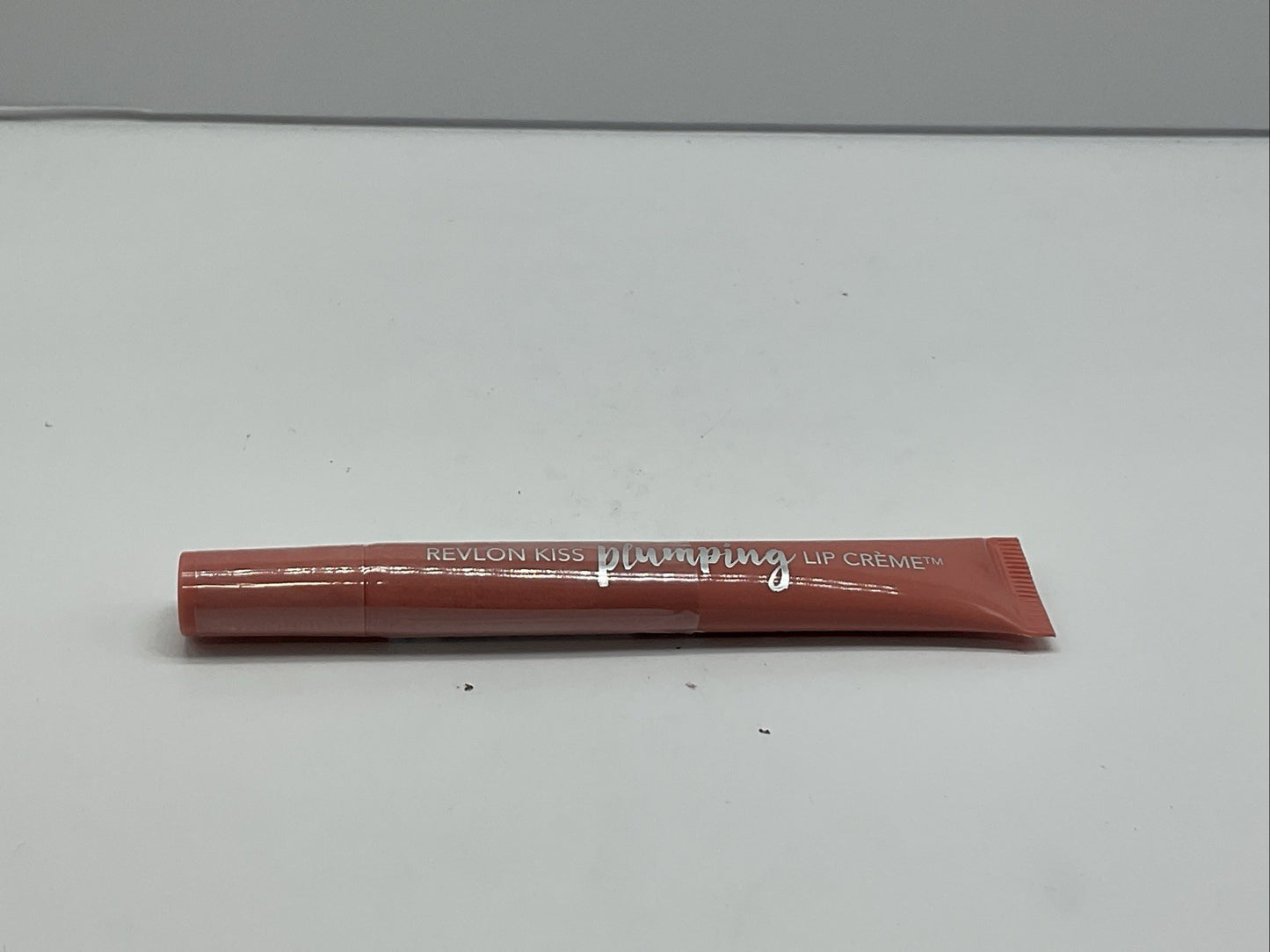 REVLON KISS PLUMPING LIP CREME 505 APRICOT SILK