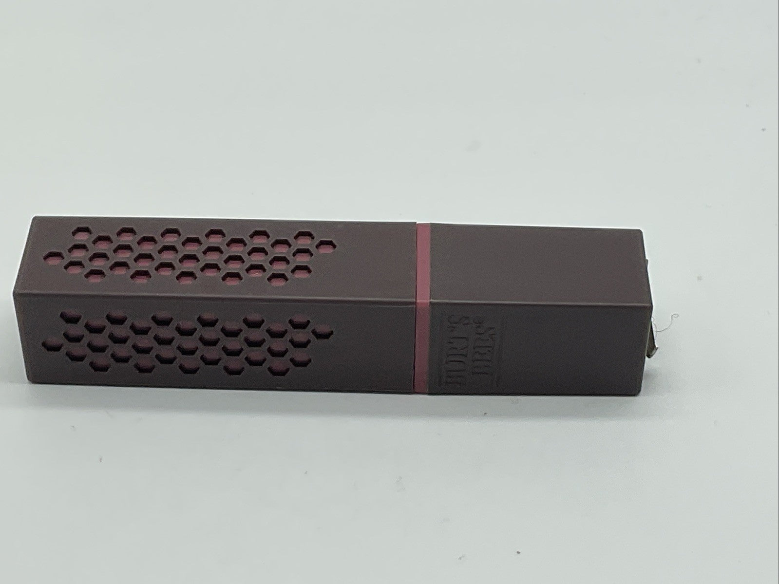 Burt's Bees !00% Natural Satin Lipstick - 530 Lily Lake