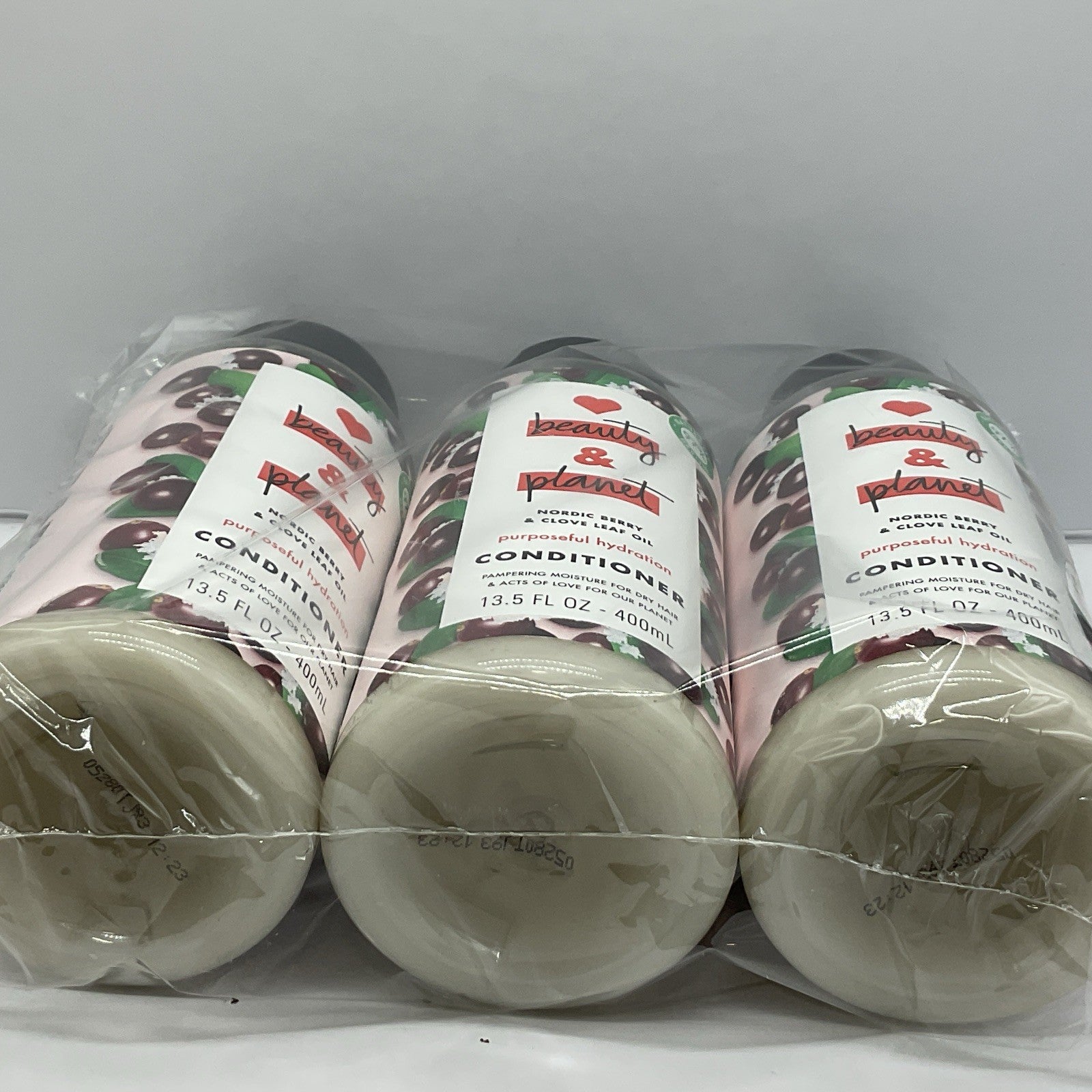 3 Pack Love Beauty & Planet Conditioner - Nordic Berry & Clove Leaf Oil