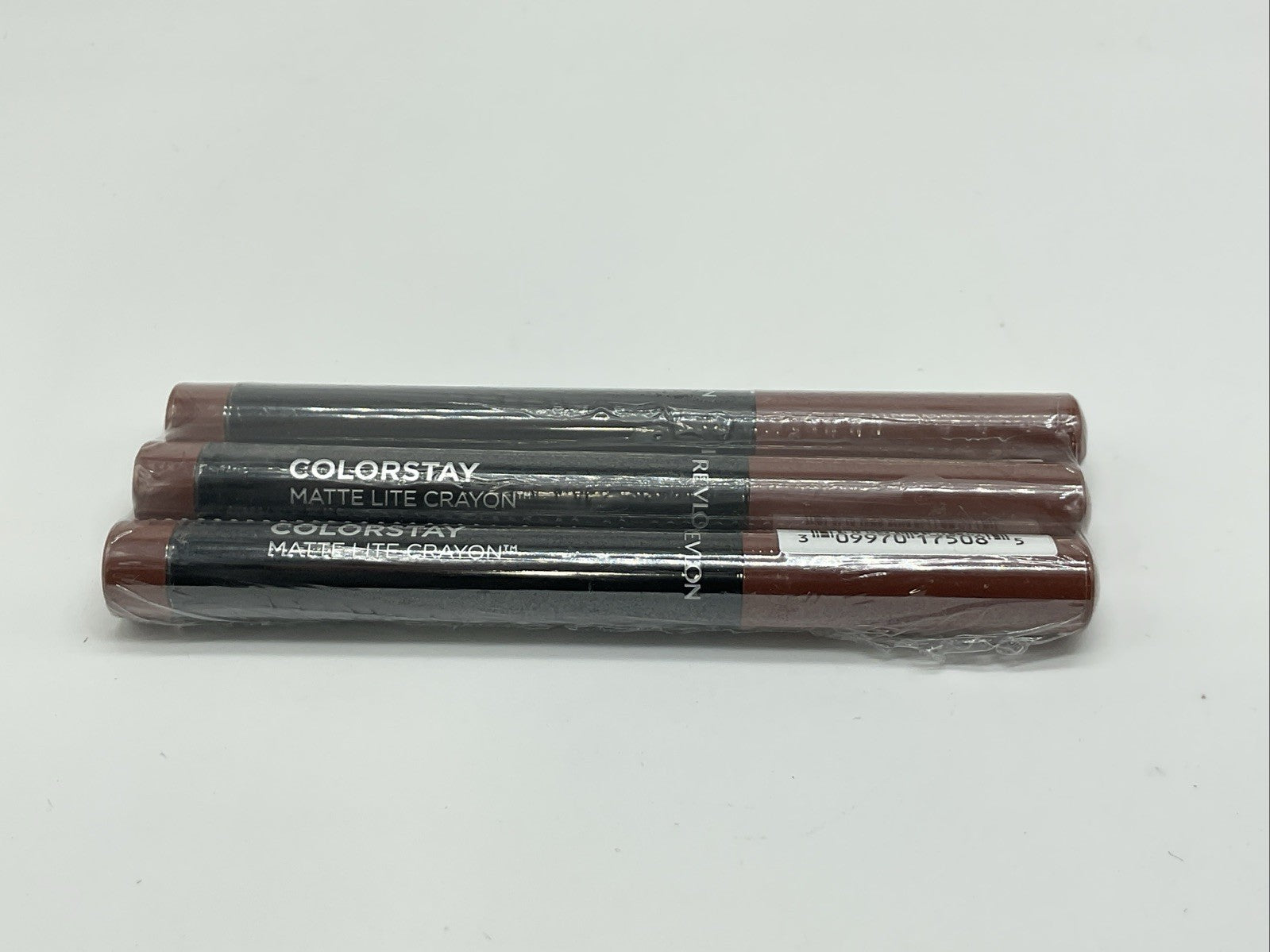 3 PACK - Revlon Colorstay Matte Lite Crayon For Lips - 002 Clear The Air